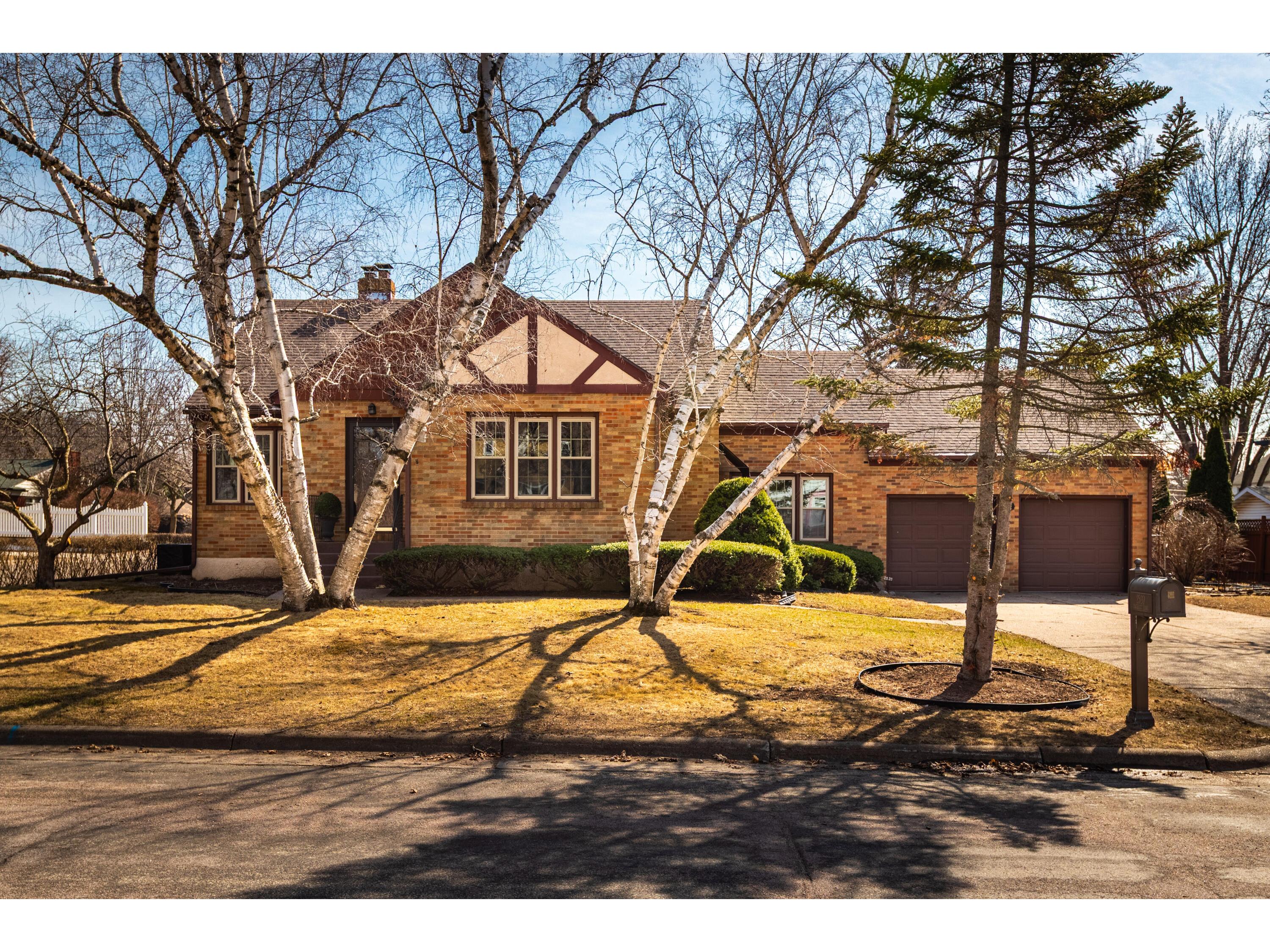 2520 Hackberry La Crosse WI 54601 1913390 image1