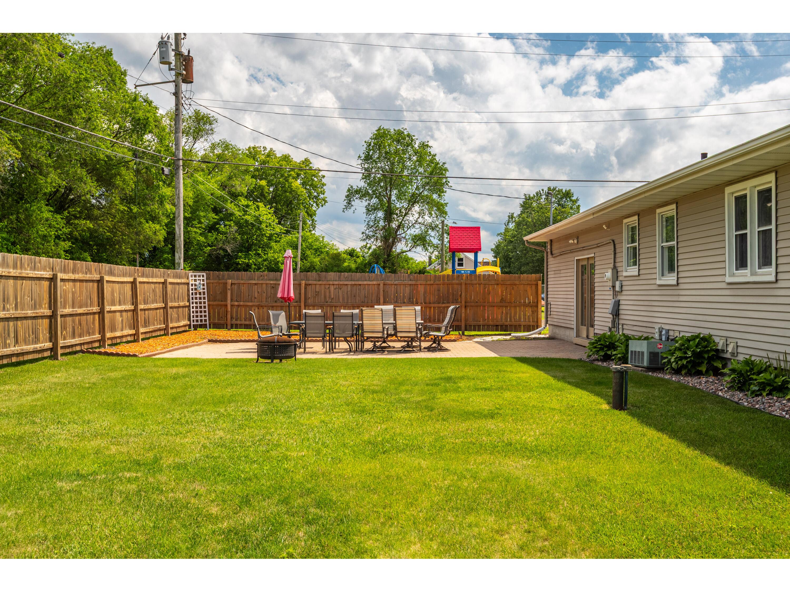 2524 2nd Campbell WI 54603 1969049 image22