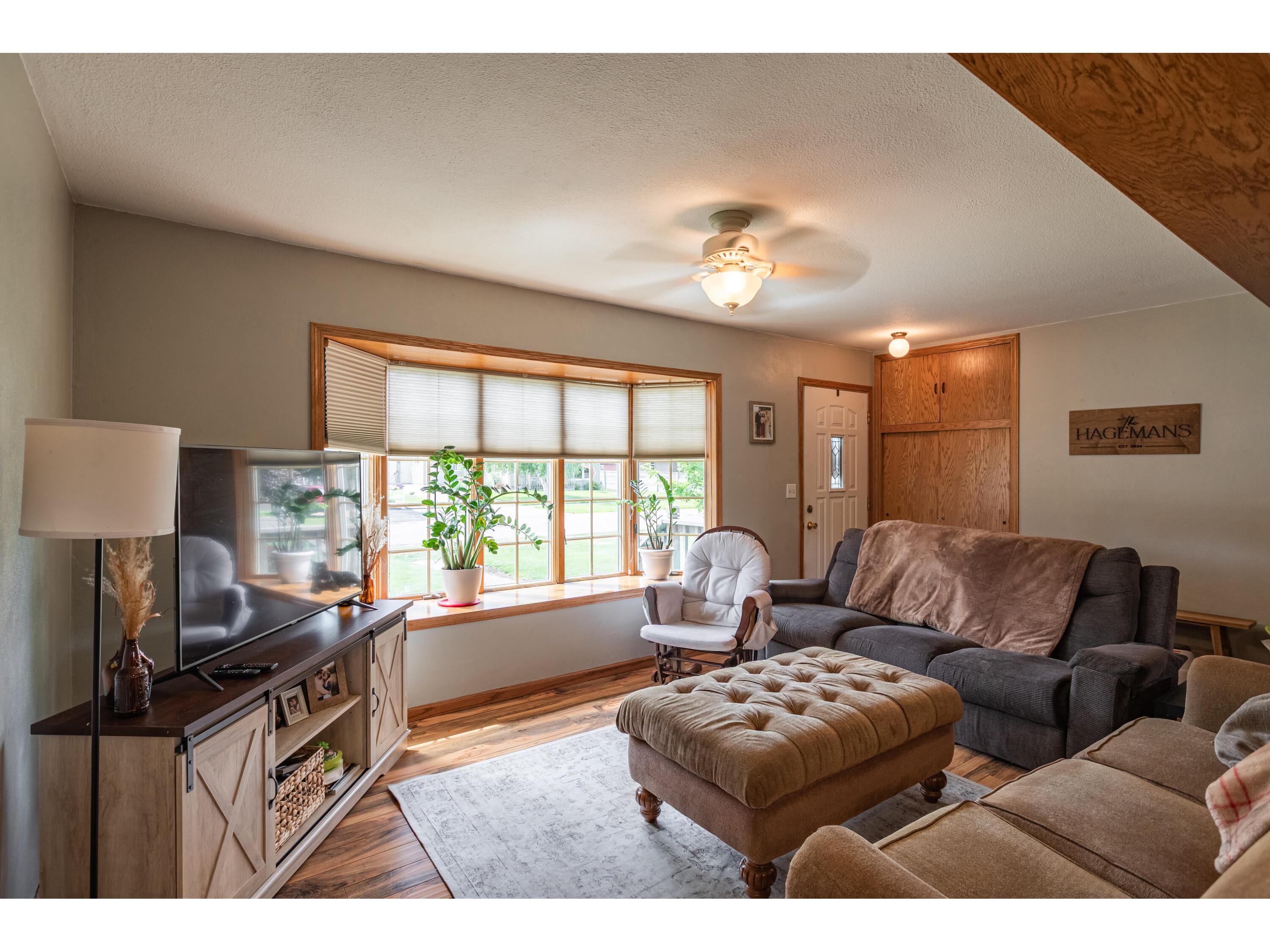 2524 2nd Campbell WI 54603 1969049 image4