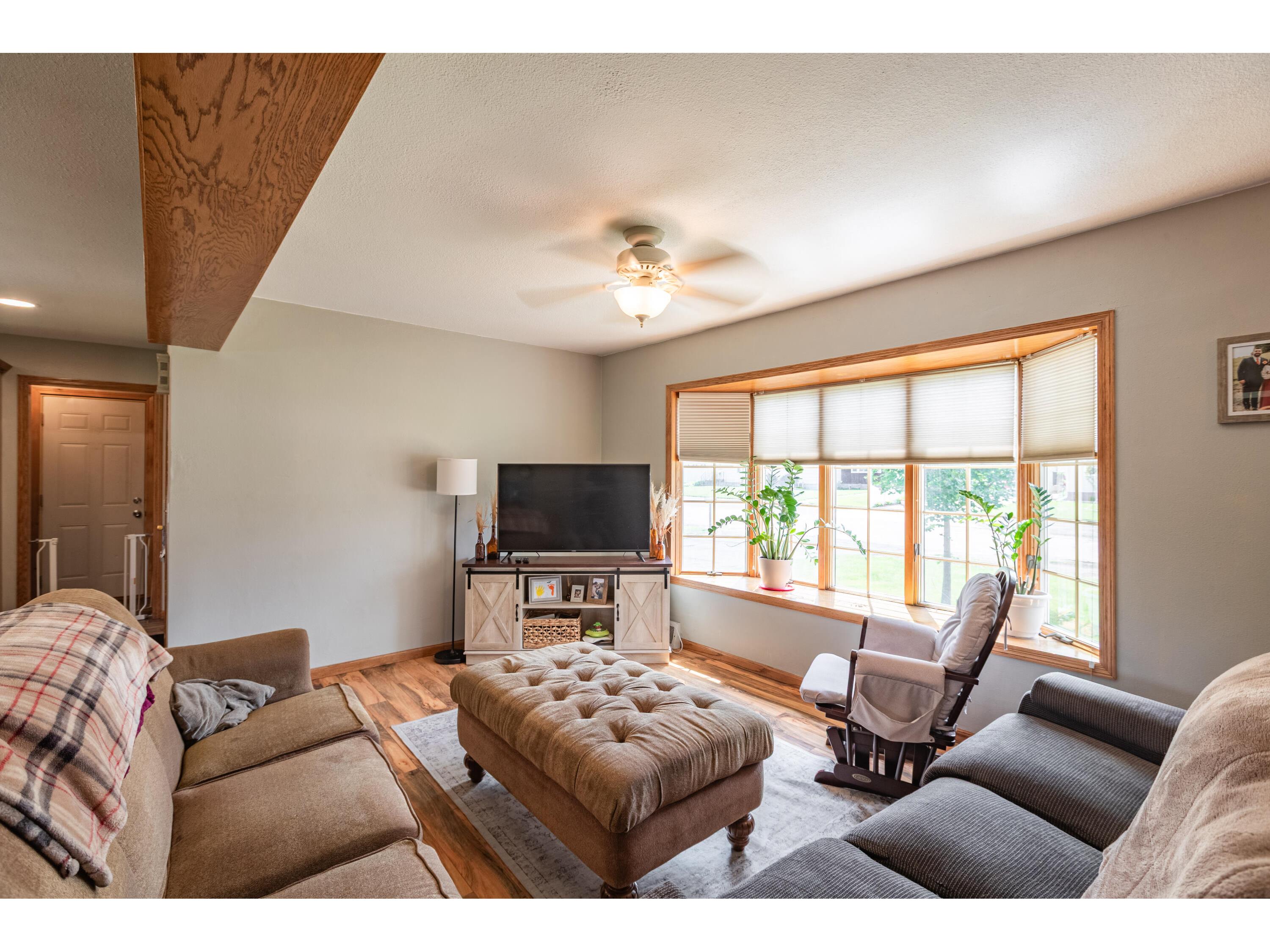 2524 2nd Campbell WI 54603 1969049 image5