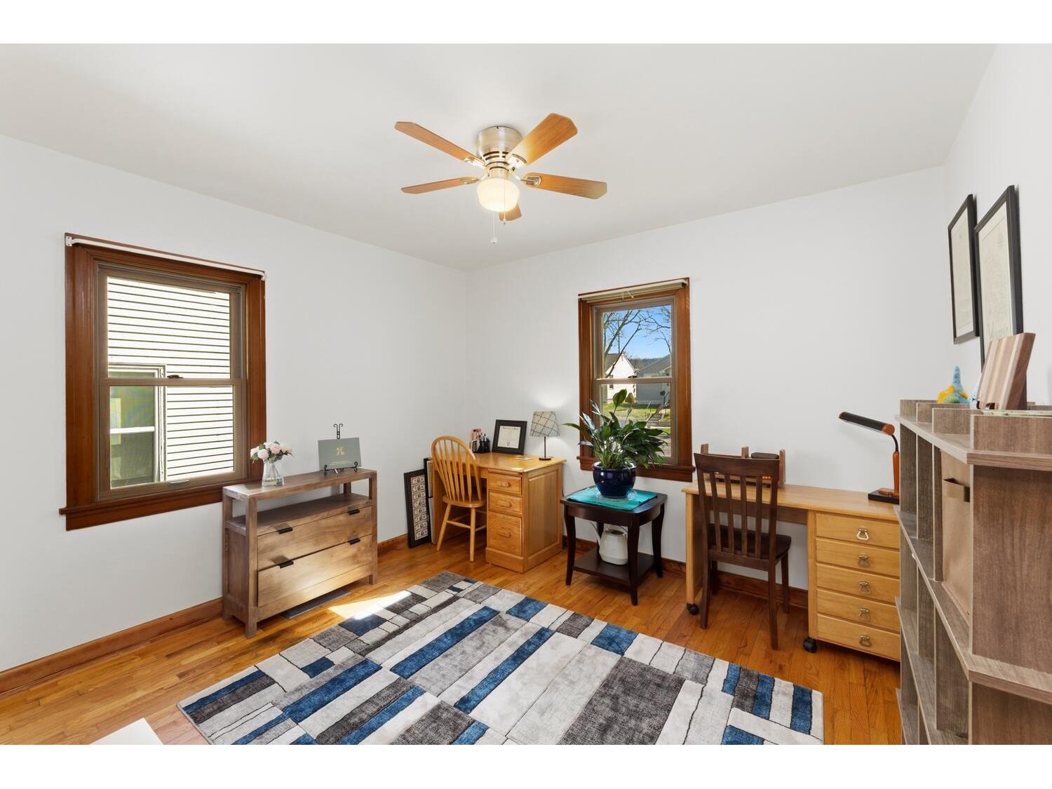 2528 17TH La Crosse WI 54601 1959393 image15