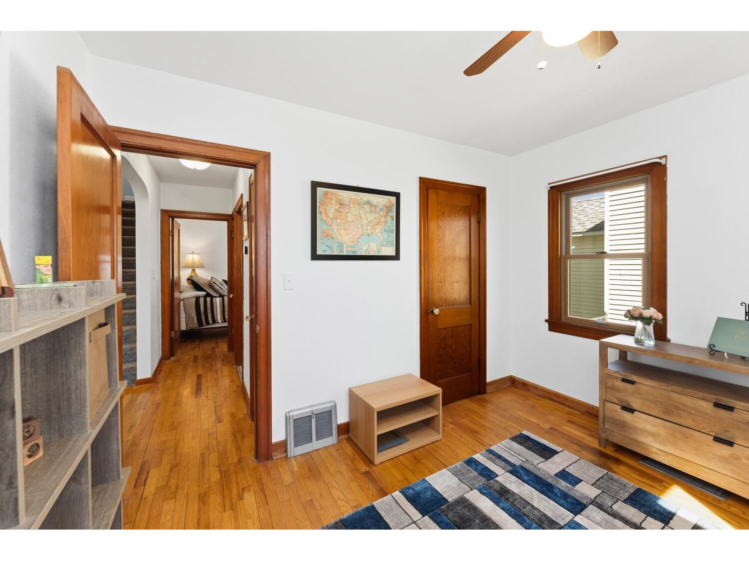 2528 17TH La Crosse WI 54601 1959393 image16