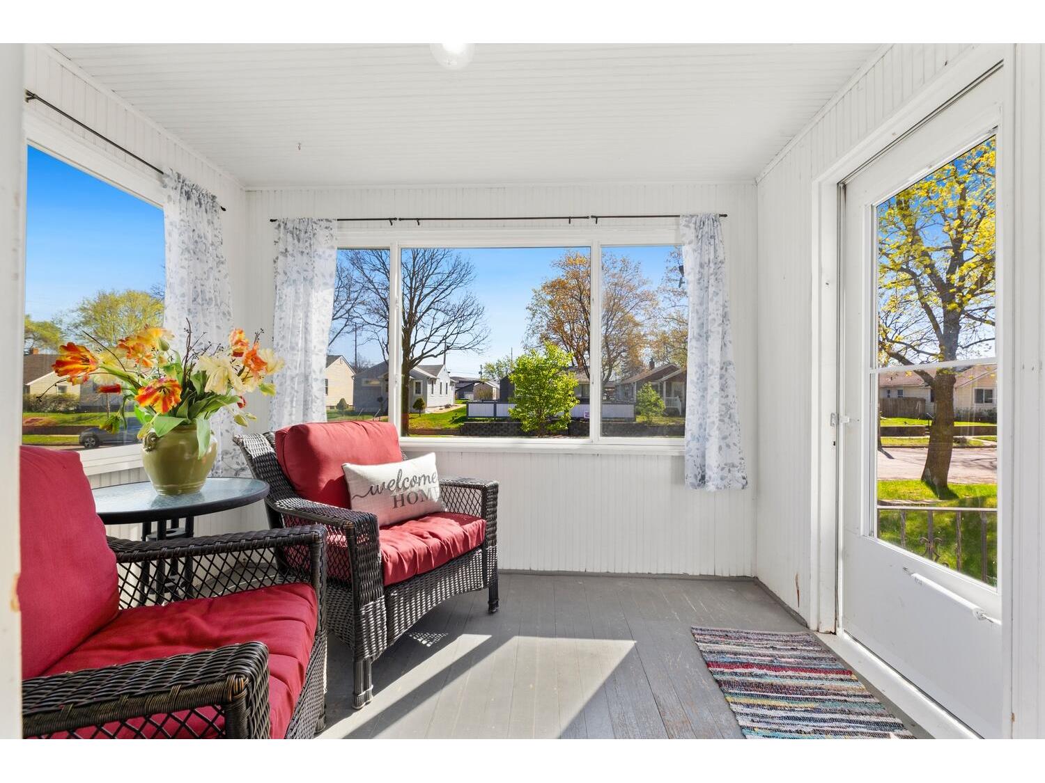 2528 17TH La Crosse WI 54601 1959393 image3