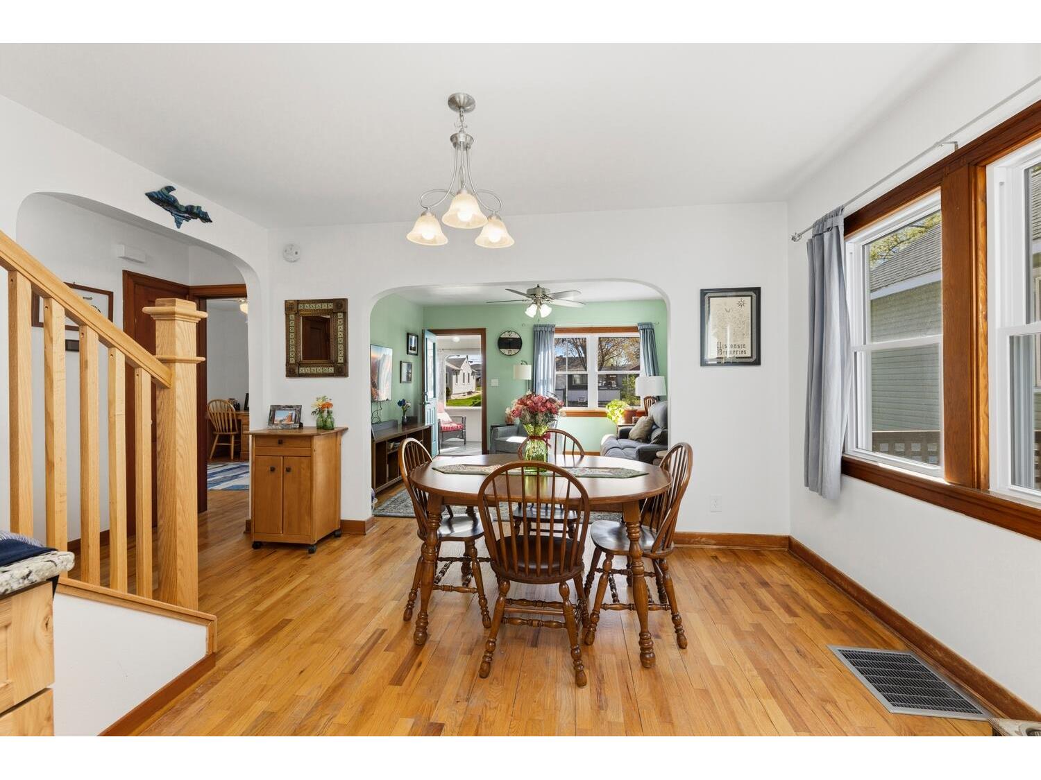 2528 17TH La Crosse WI 54601 1959393 image7