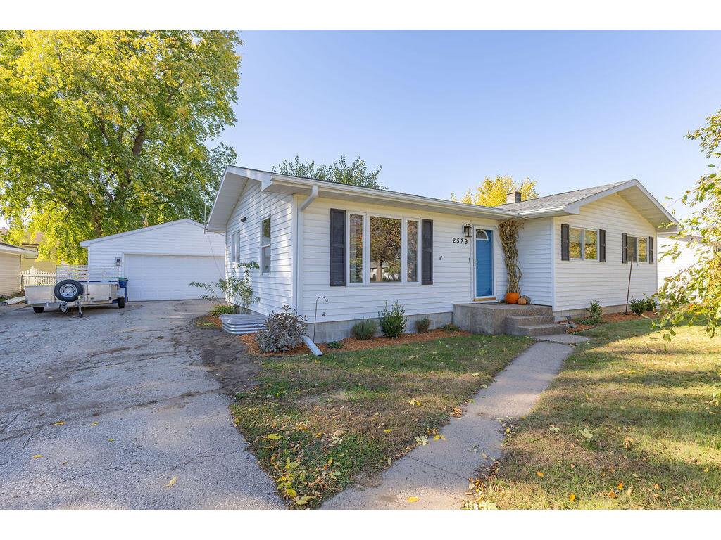 2529 Western Campbell WI 54603 1939017 image1