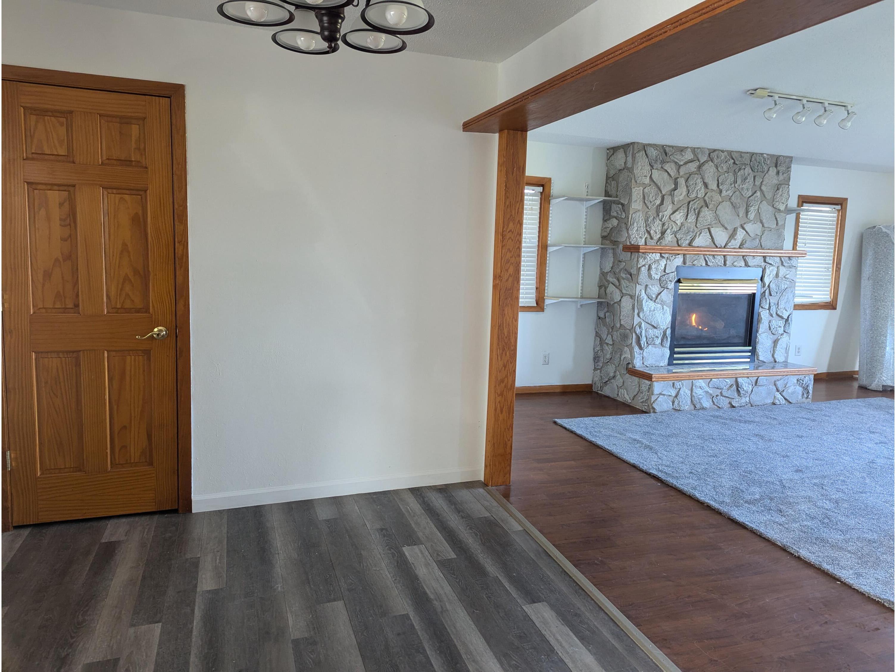 2544 Island Park Campbell WI 54603 1943781 image10