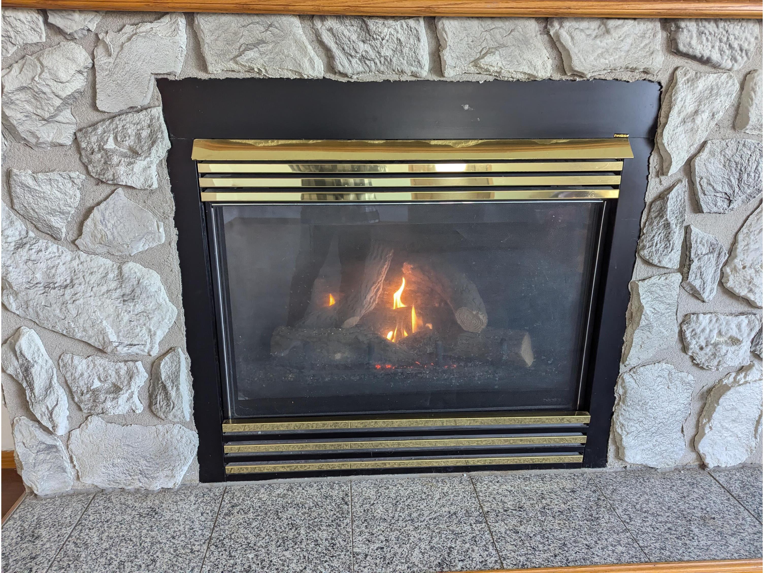 2544 Island Park Campbell WI 54603 1943781 image13