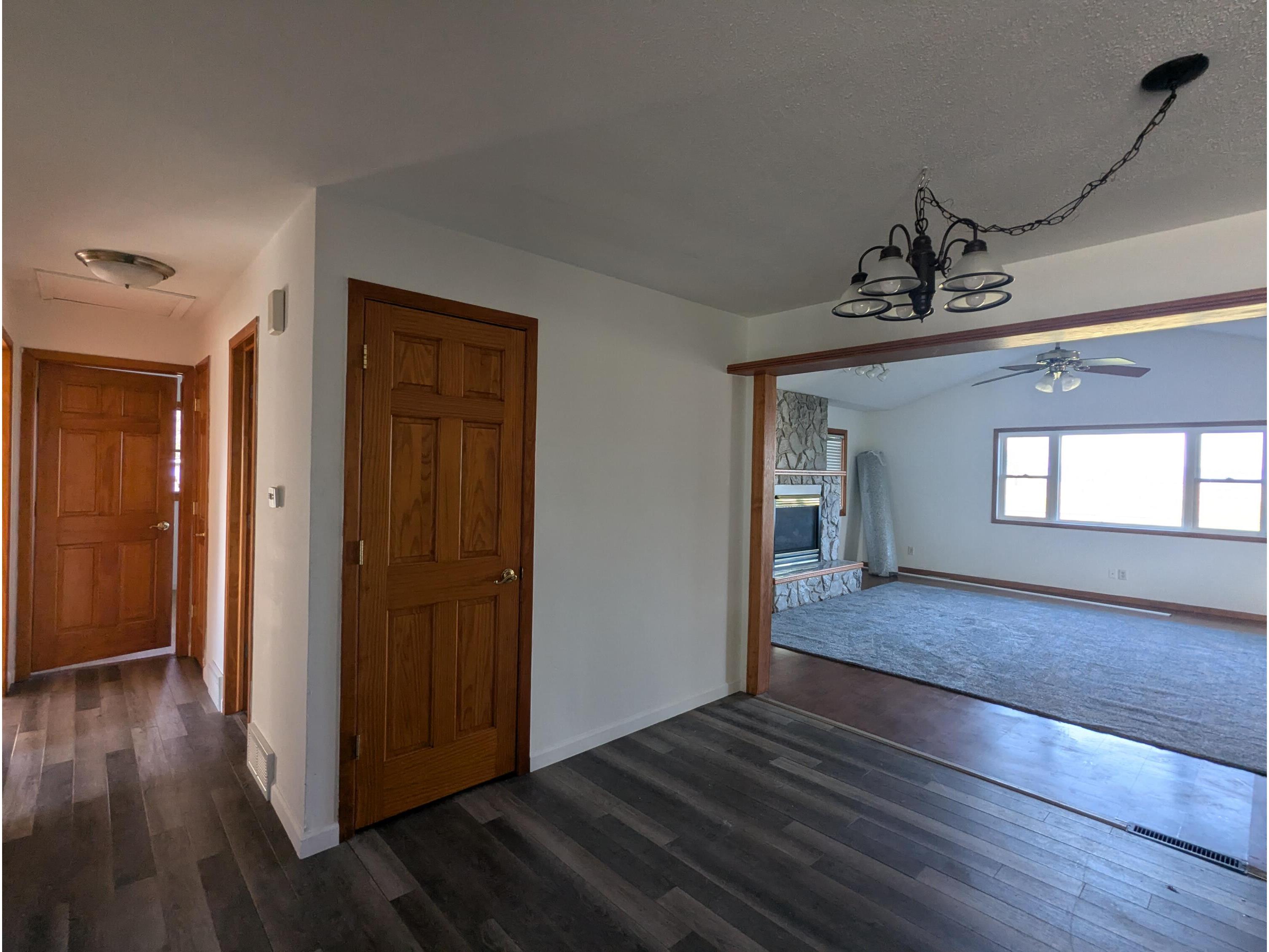 2544 Island Park Campbell WI 54603 1943781 image14