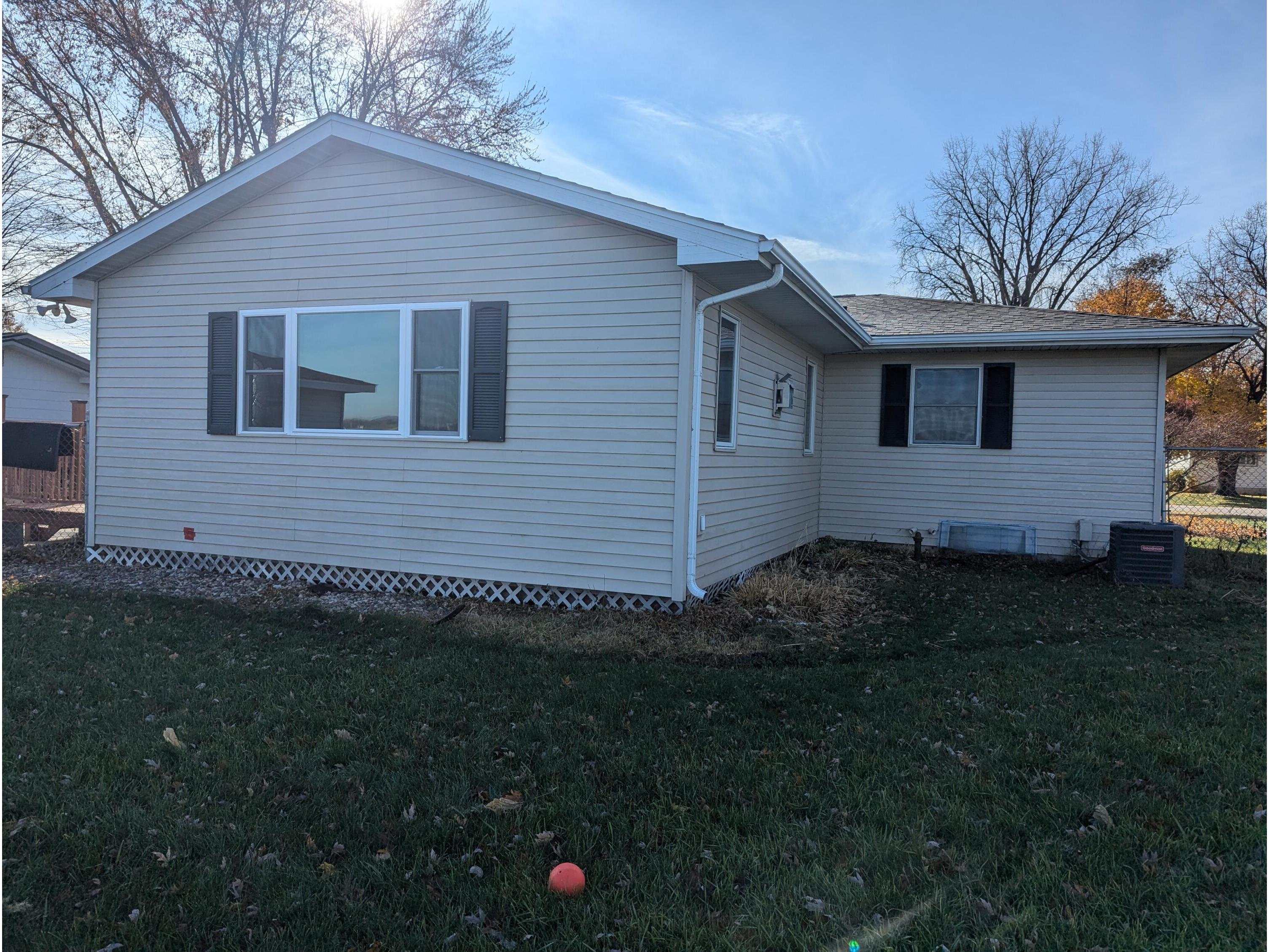 2544 Island Park Campbell WI 54603 1943781 image3