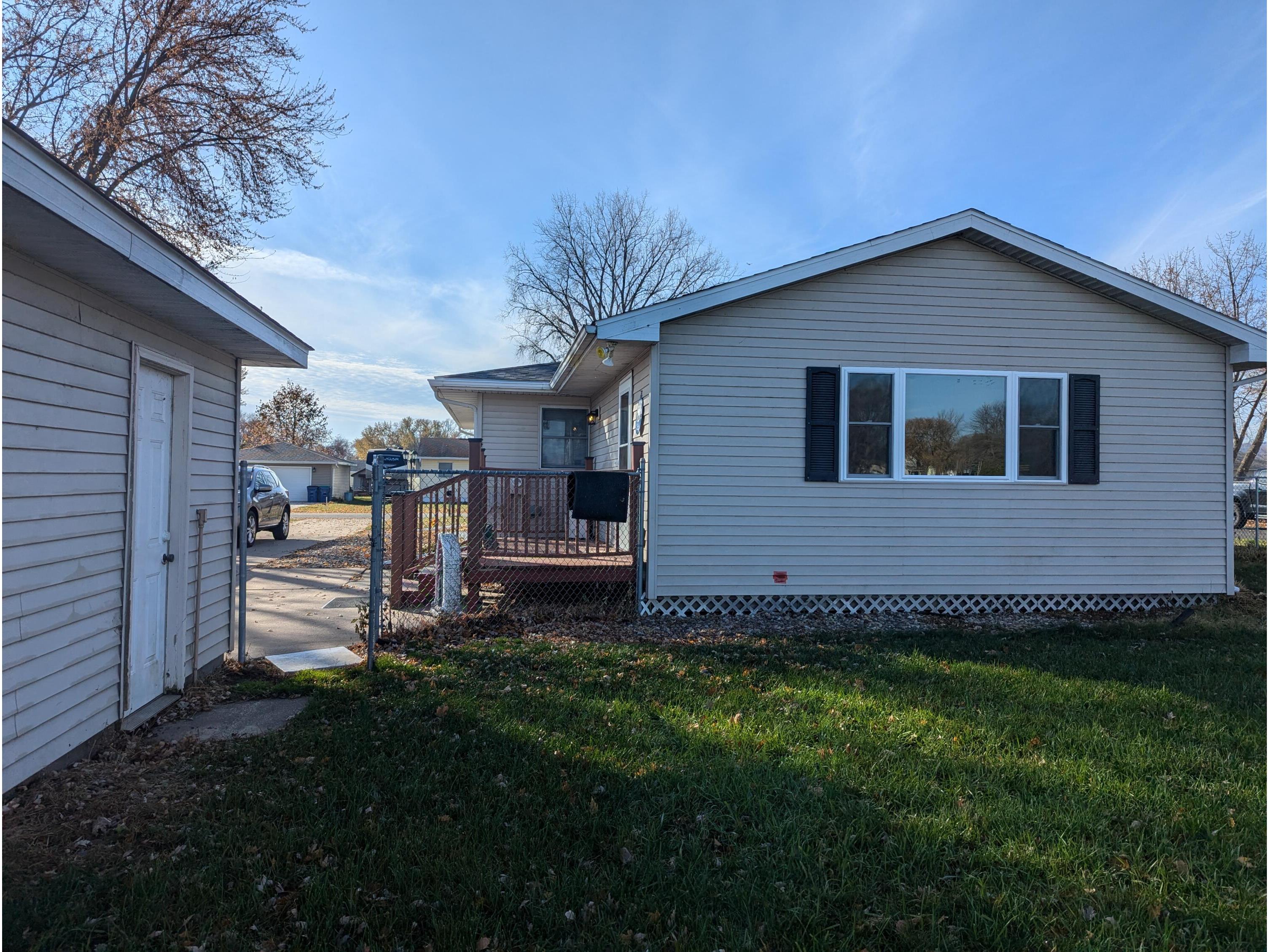2544 Island Park Campbell WI 54603 1943781 image4
