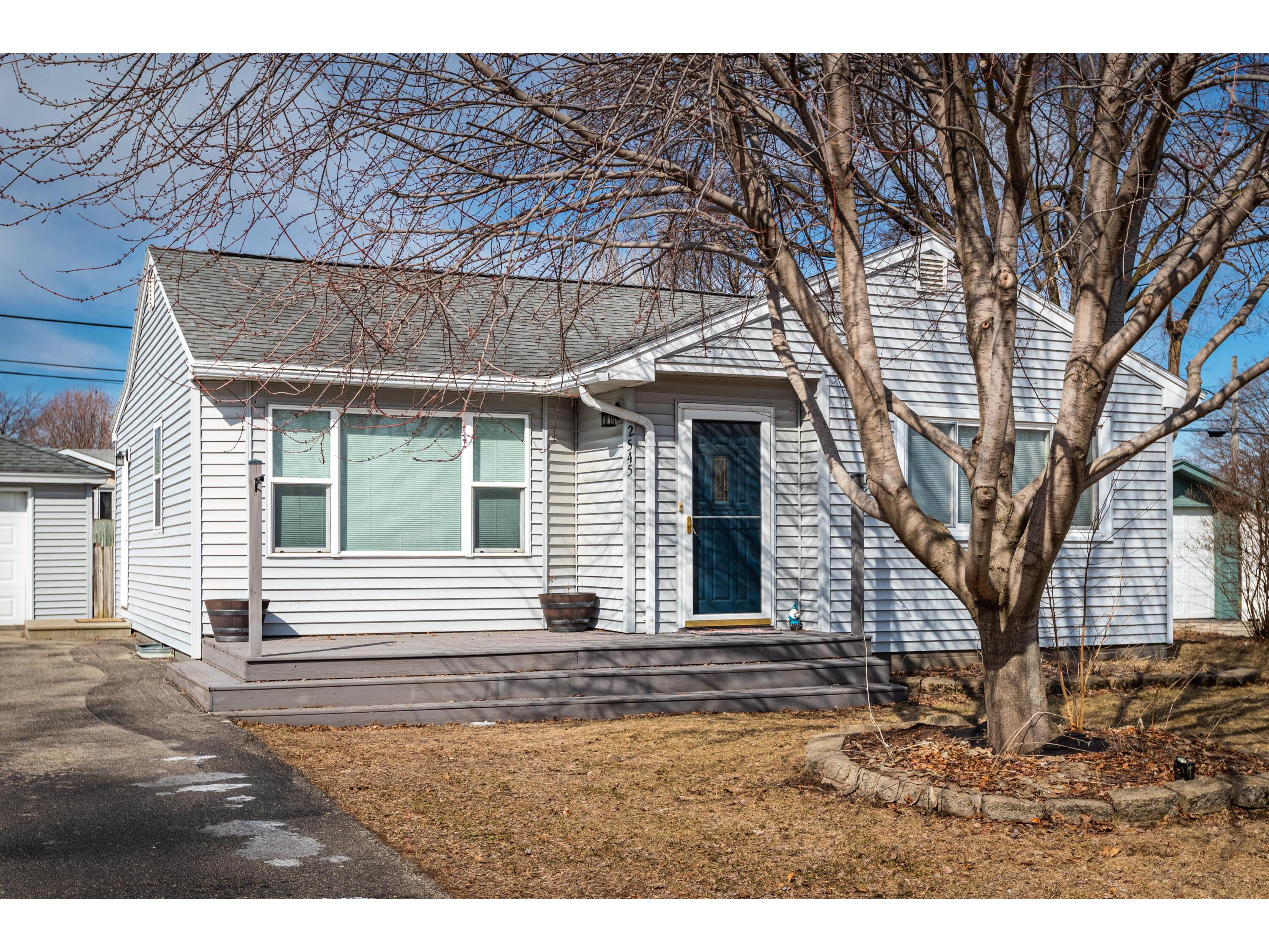 2545 2nd Campbell WI 54603 1828006 image1