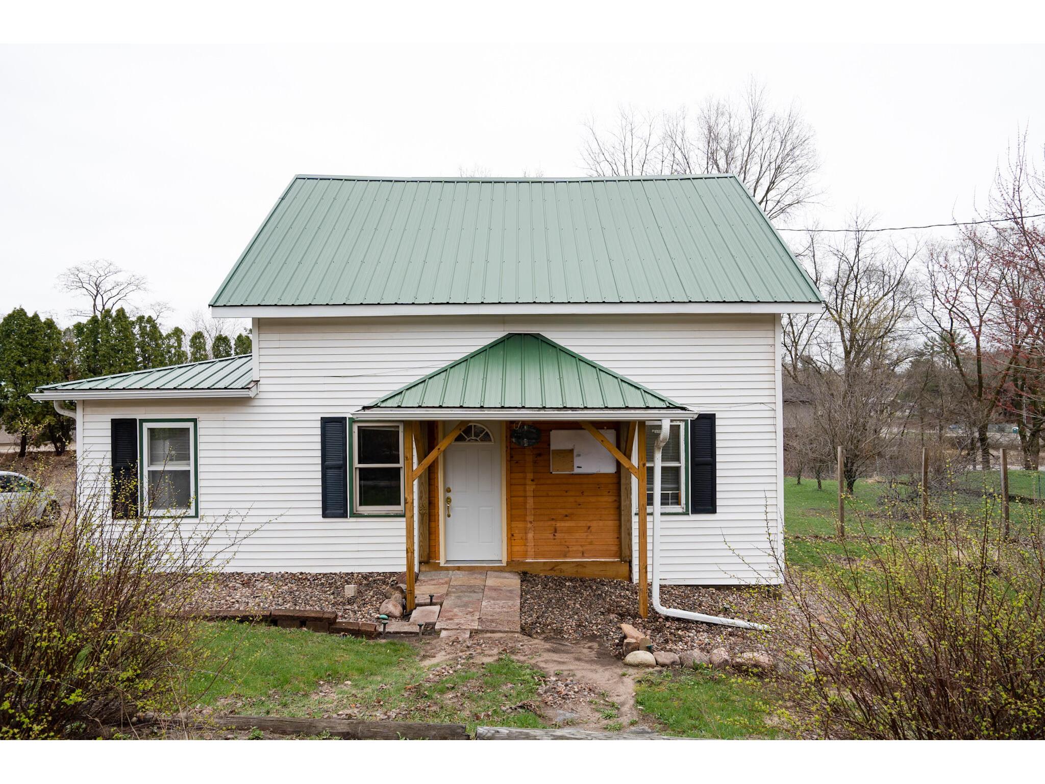 255 N Water Black River Falls WI 54615 1958274 image2