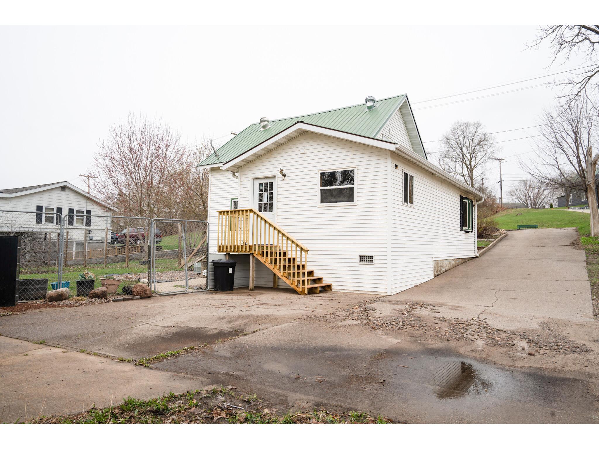 255 N Water Black River Falls WI 54615 1958274 image21