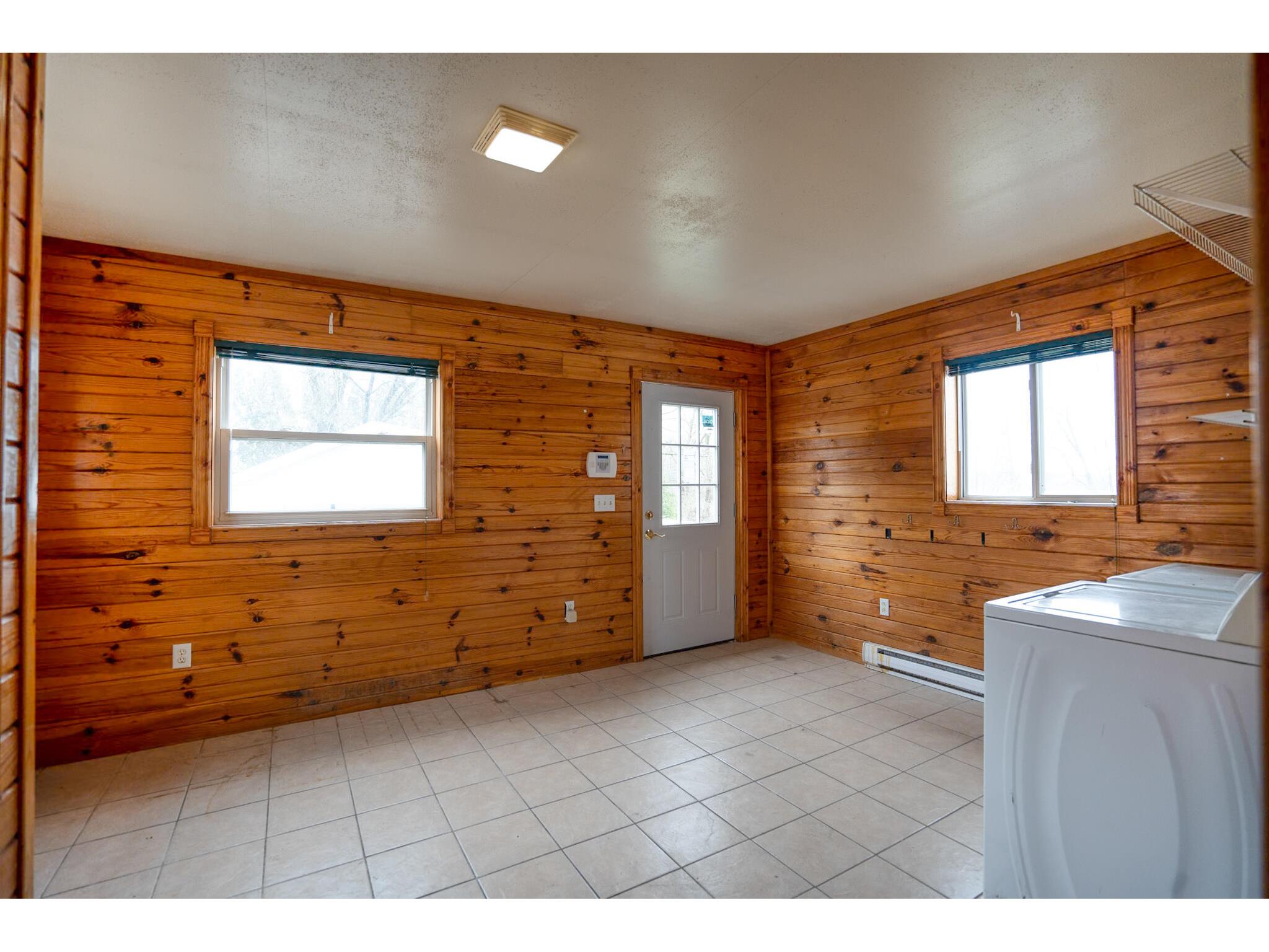 255 N Water Black River Falls WI 54615 1958274 image8