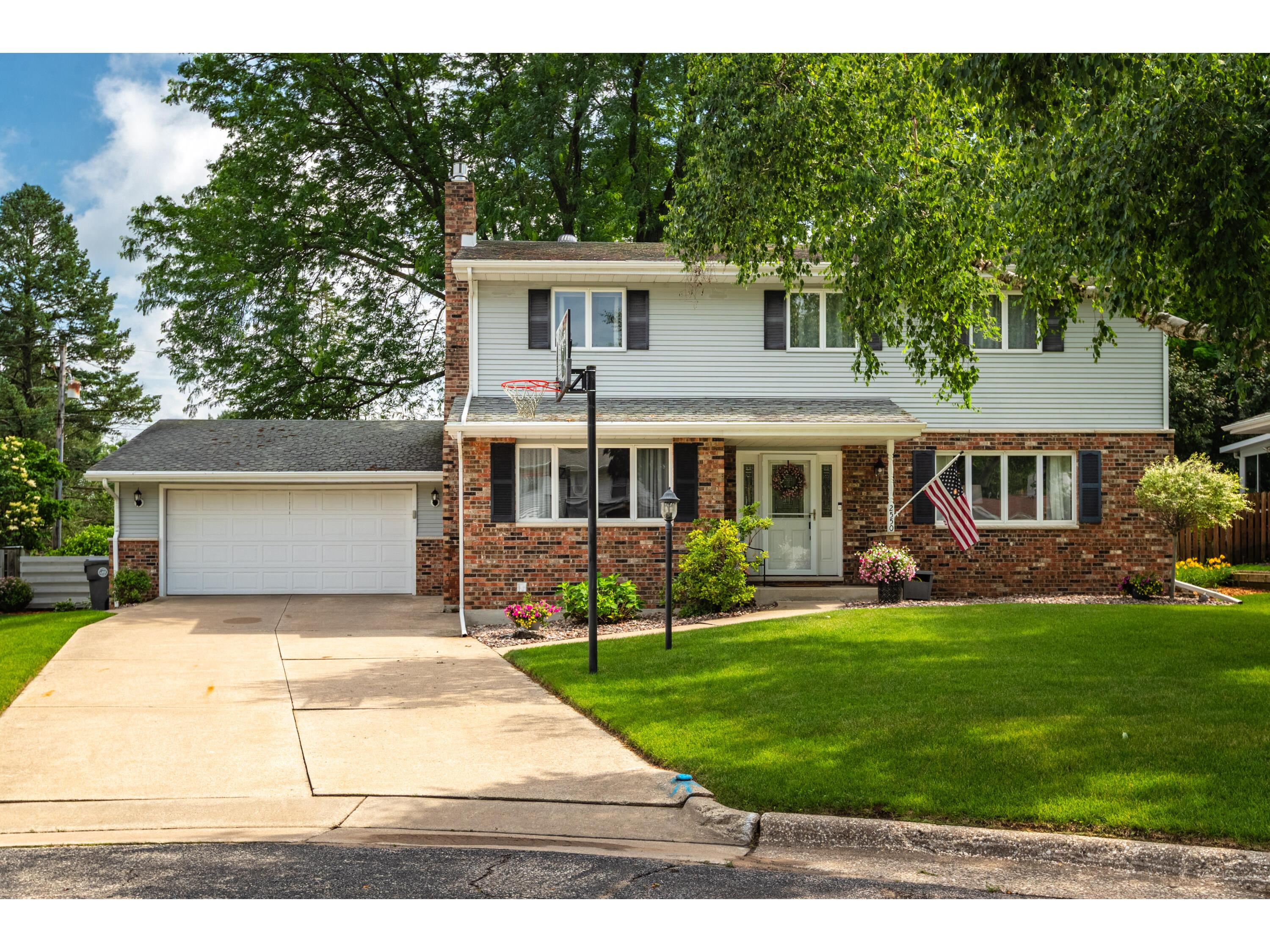 2550 Madison La Crosse WI 54601 1923999 image1