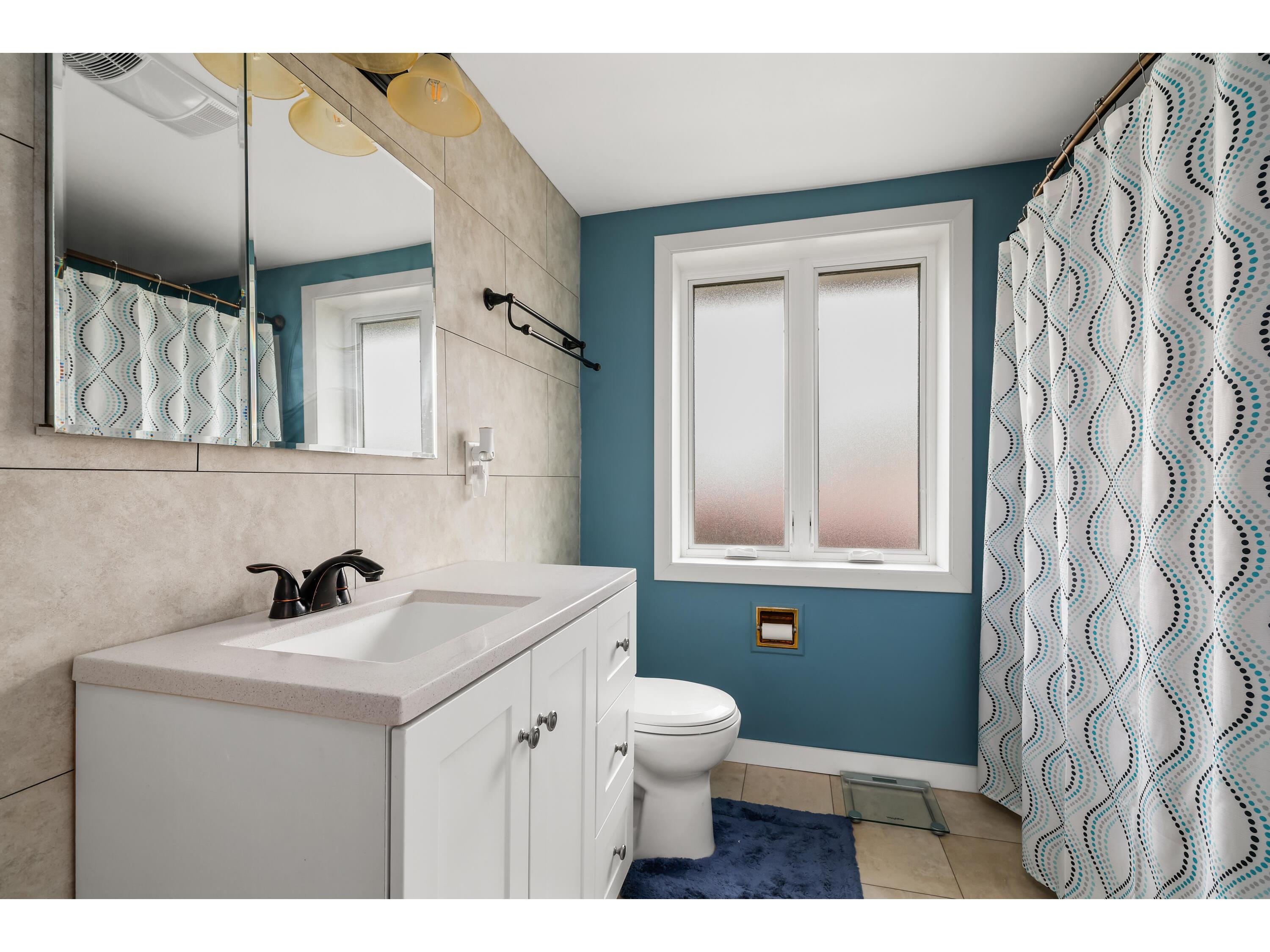 2552 Bainbridge Campbell WI 54603 1963787 image12