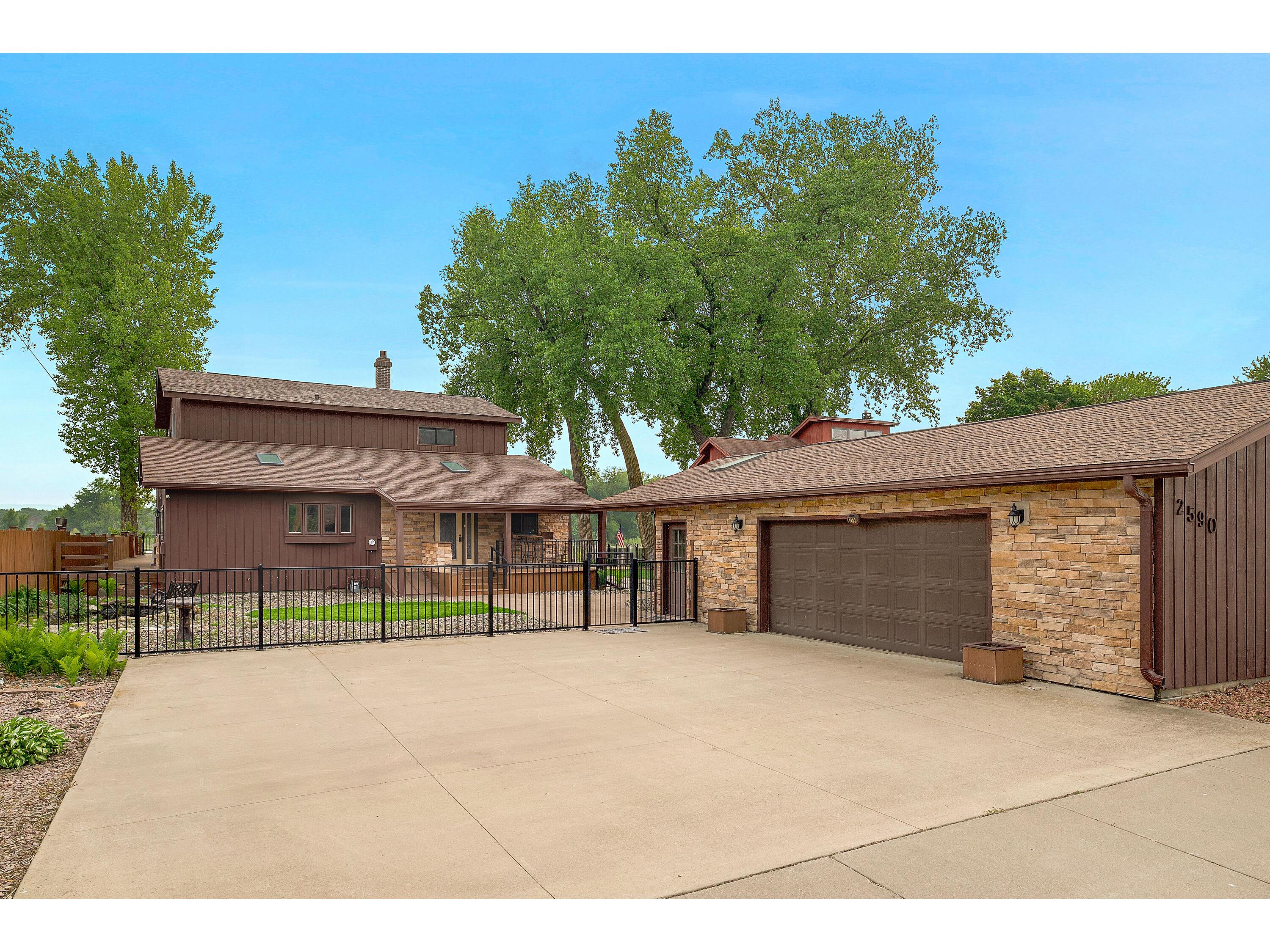 2590 7th La Crosse WI 54601 - Mississippi 1875798 image1