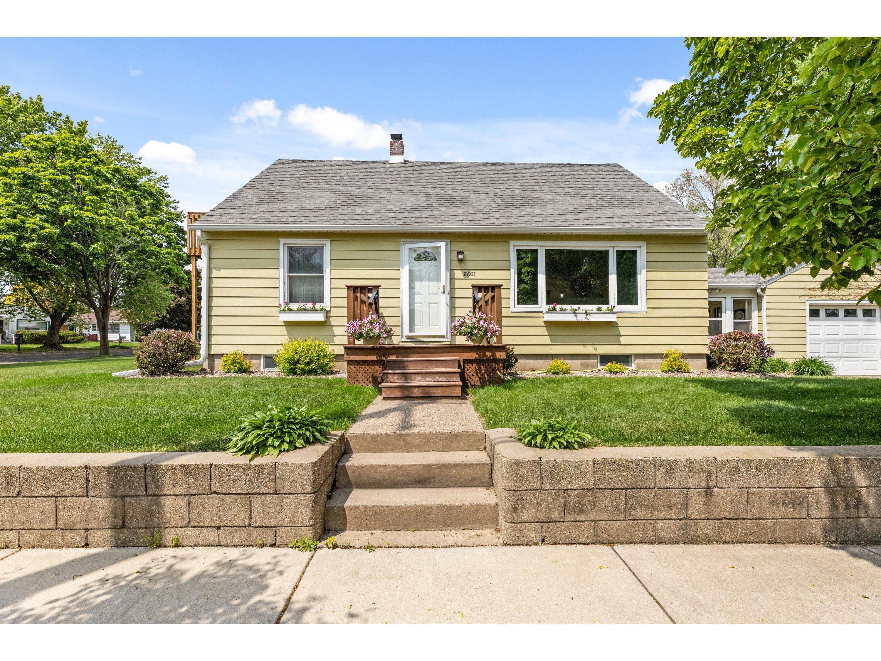 2601 Farnam La Crosse WI 54601 1836524 image1