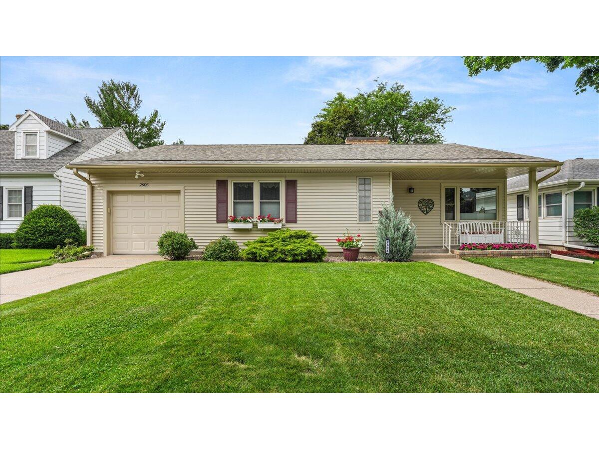 2605 Main La Crosse WI 54601 1925648 image1