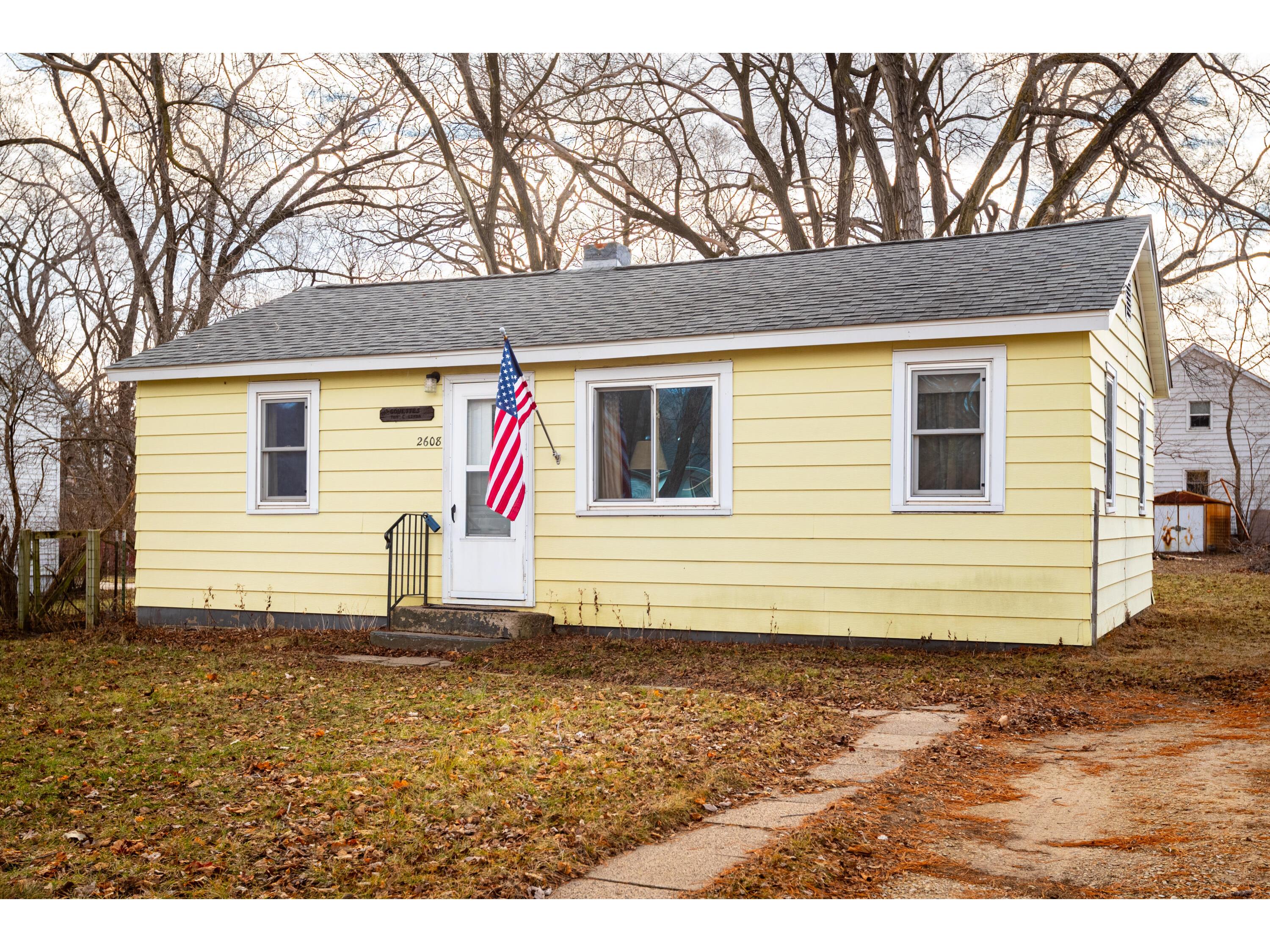 2608 Cottage Grove La Crosse WI 54601 1864538 image1