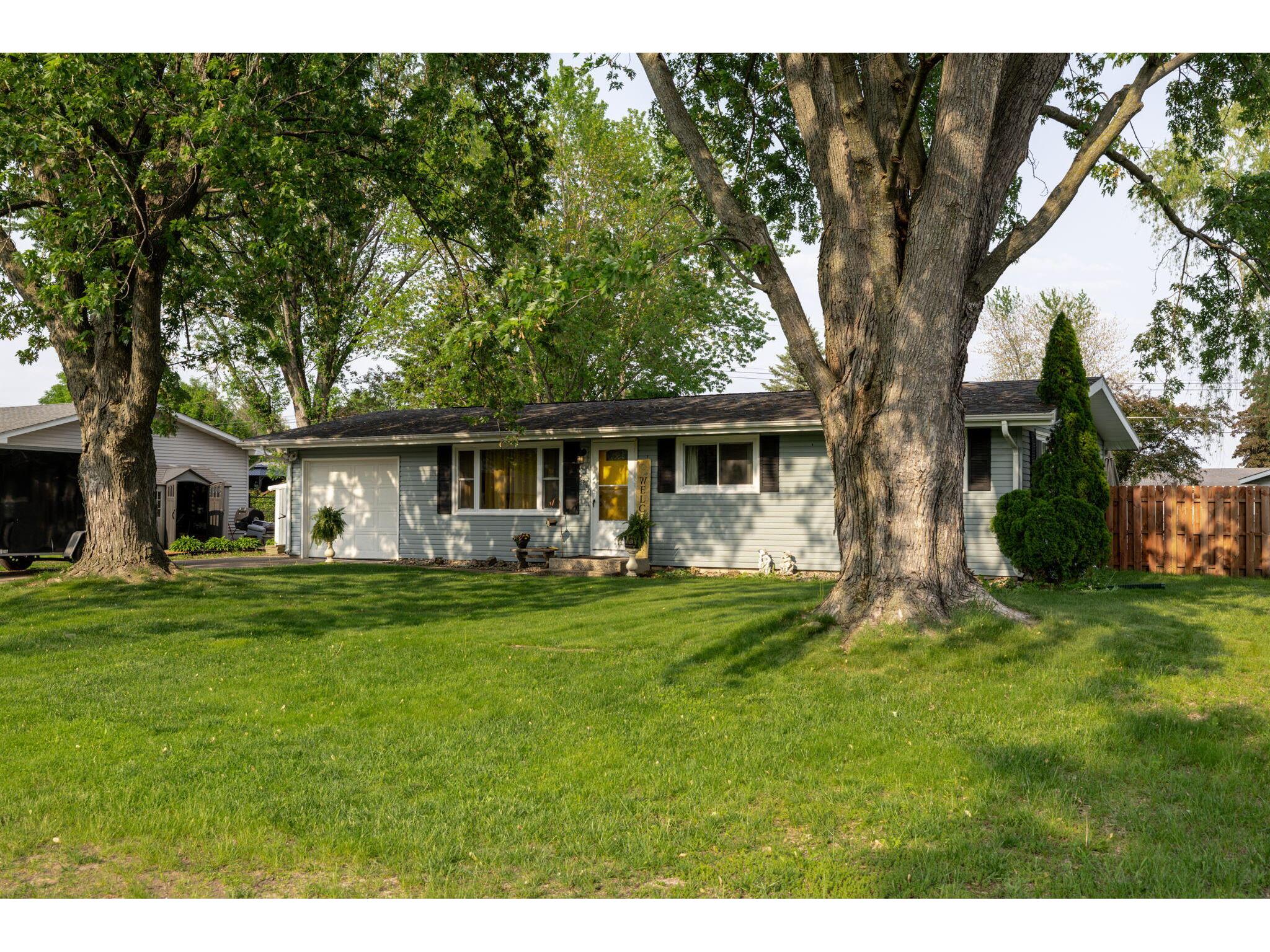 2616 Hibbard Campbell WI 54603 1835386 image1