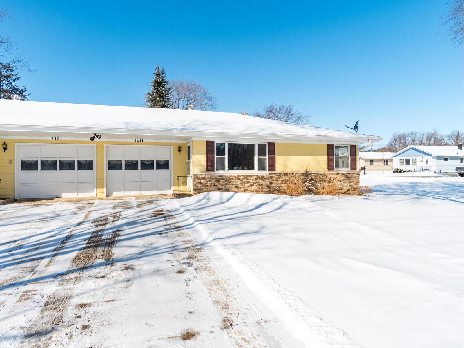 2633 LAKESHORE DR, Campbell, WI 54603 MLS 1781740 Edina Realty