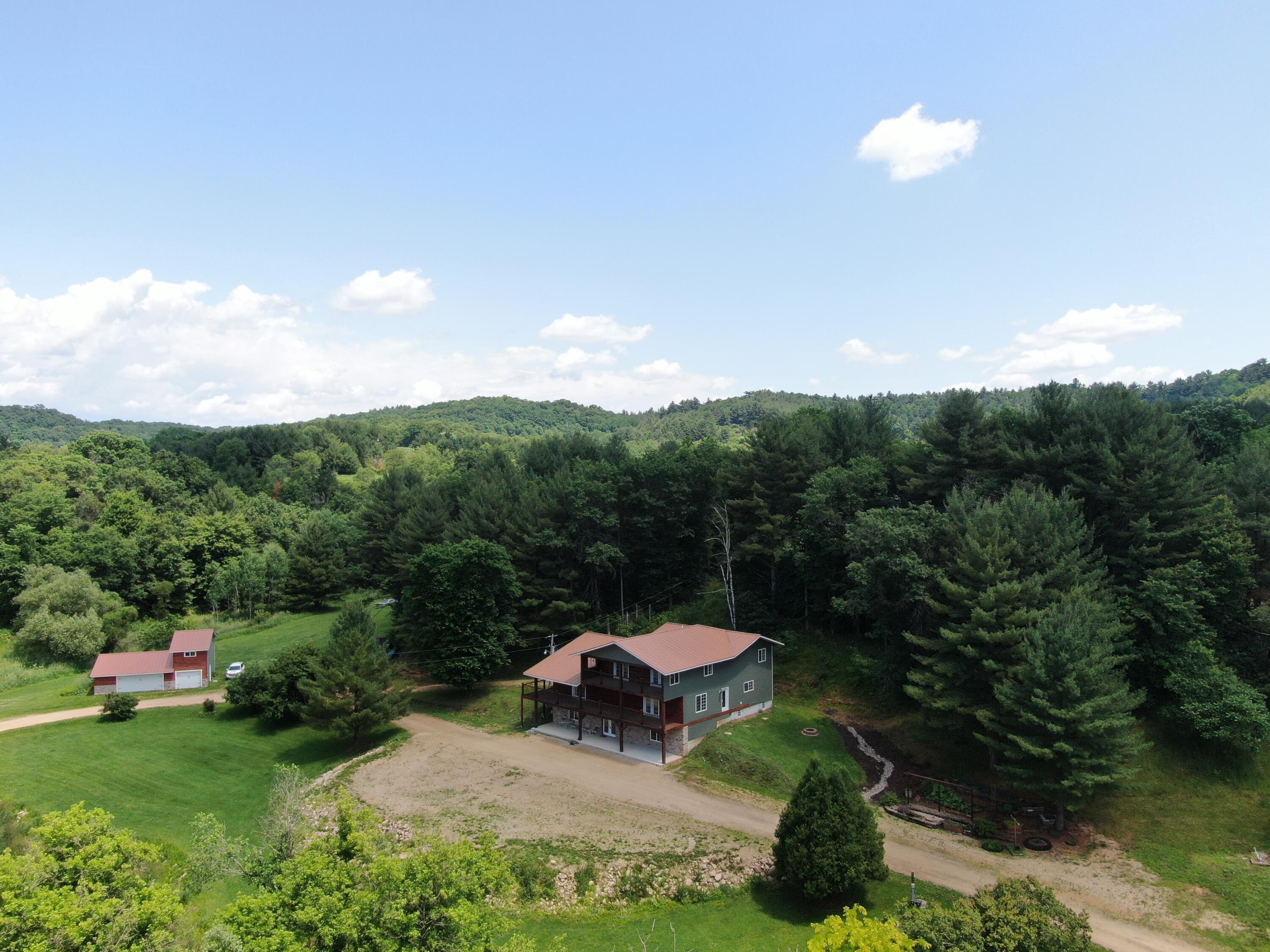 26350 Drake Henrietta WI 53924 - Soules Creek 1938197 image1