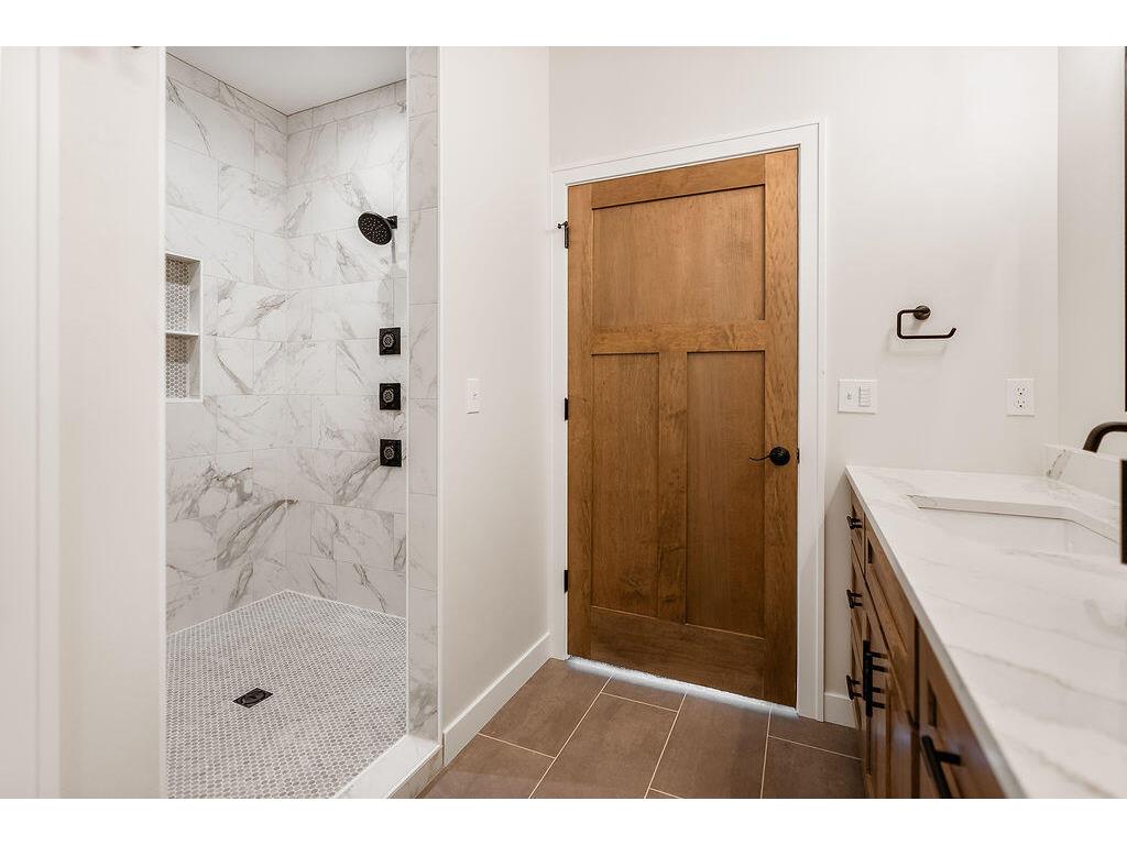 264 Southern Holmen WI 54636 1943560 image10