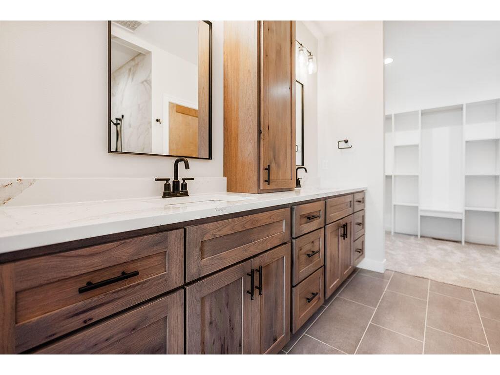 264 Southern Holmen WI 54636 1943560 image11