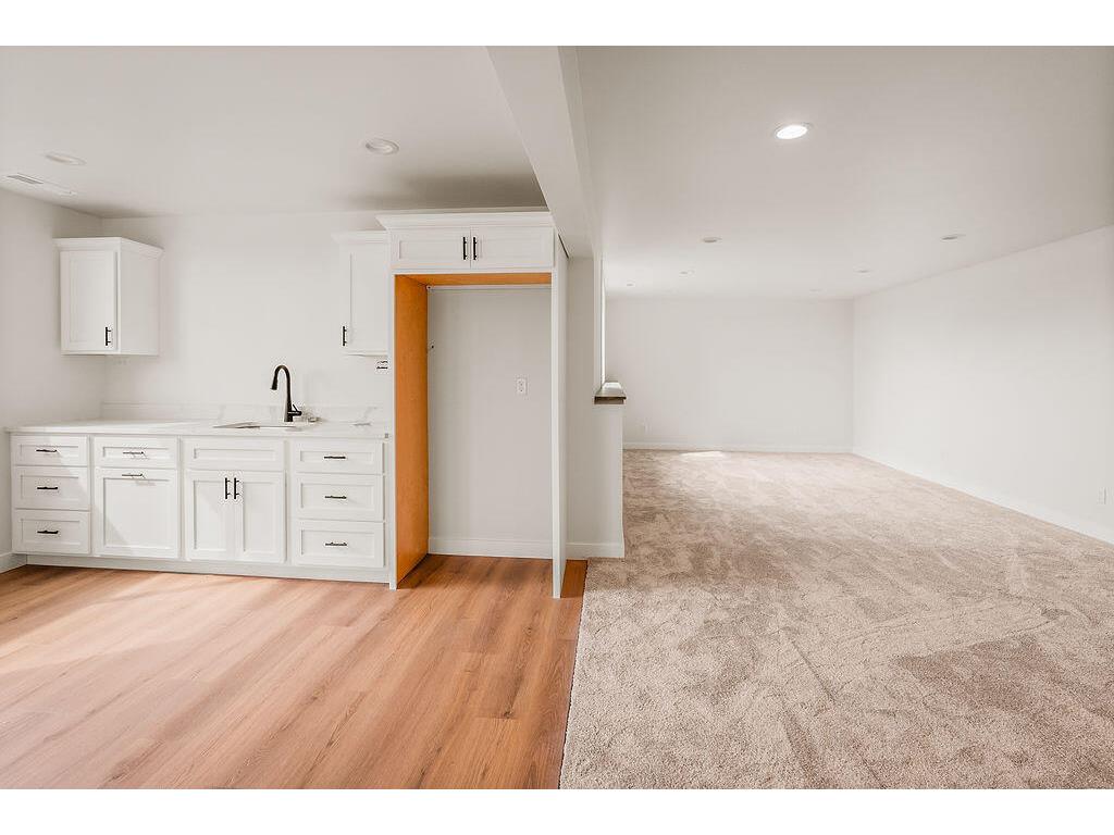 264 Southern Holmen WI 54636 1943560 image16