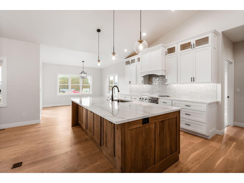 264 Southern Holmen WI 54636 1943560 image5