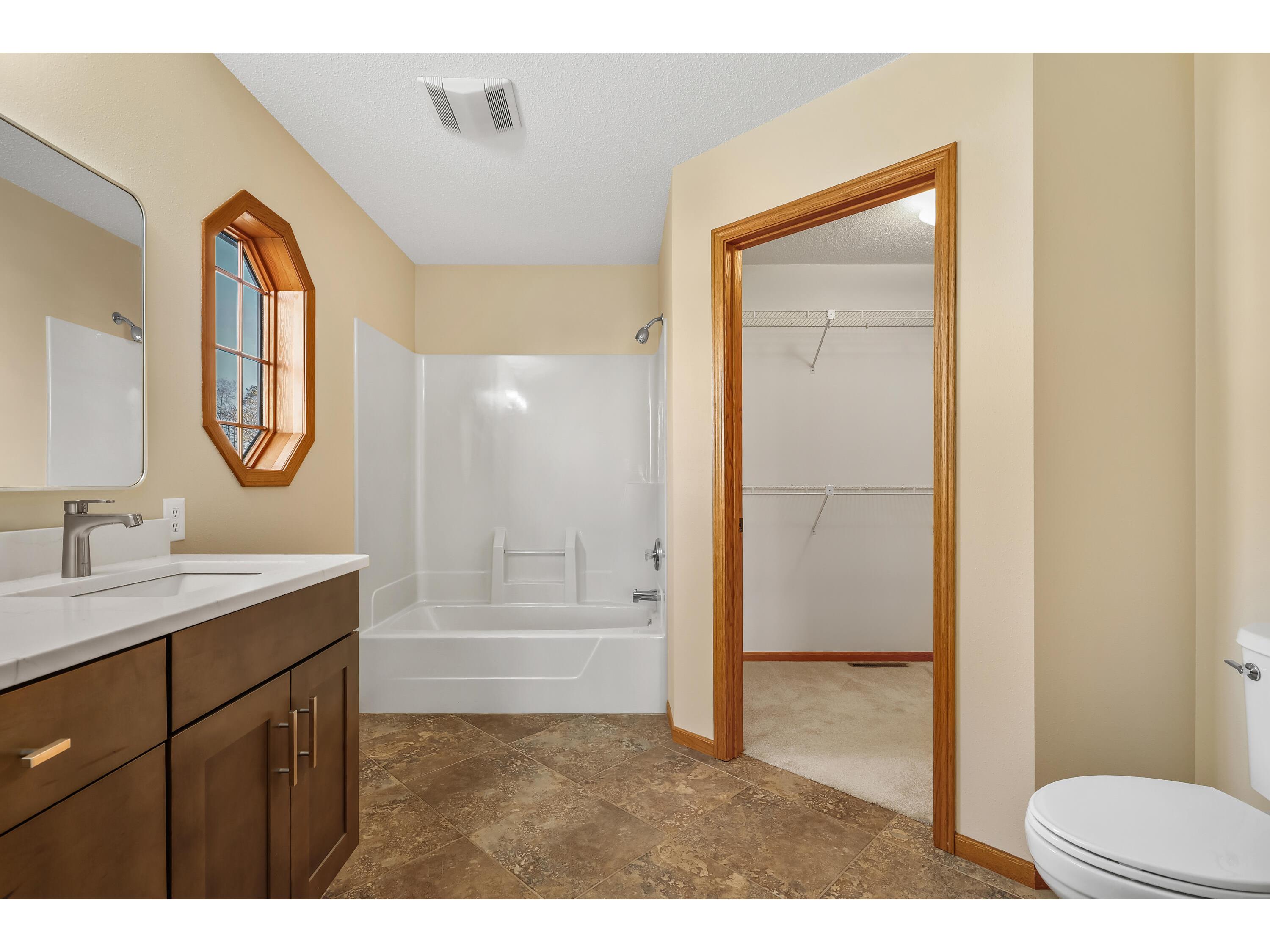 2641 13th La Crosse WI 54601 1954197 image12