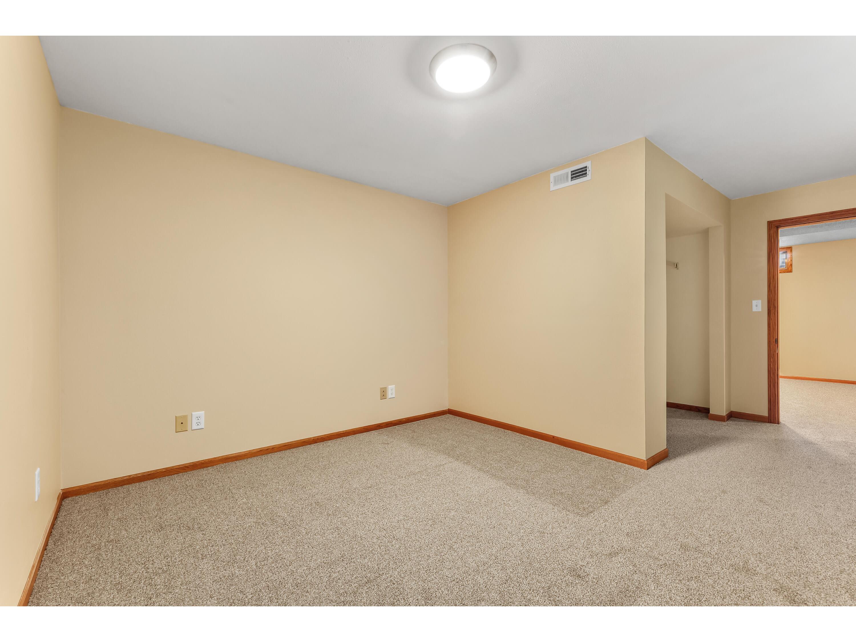 2641 13th La Crosse WI 54601 1954197 image38