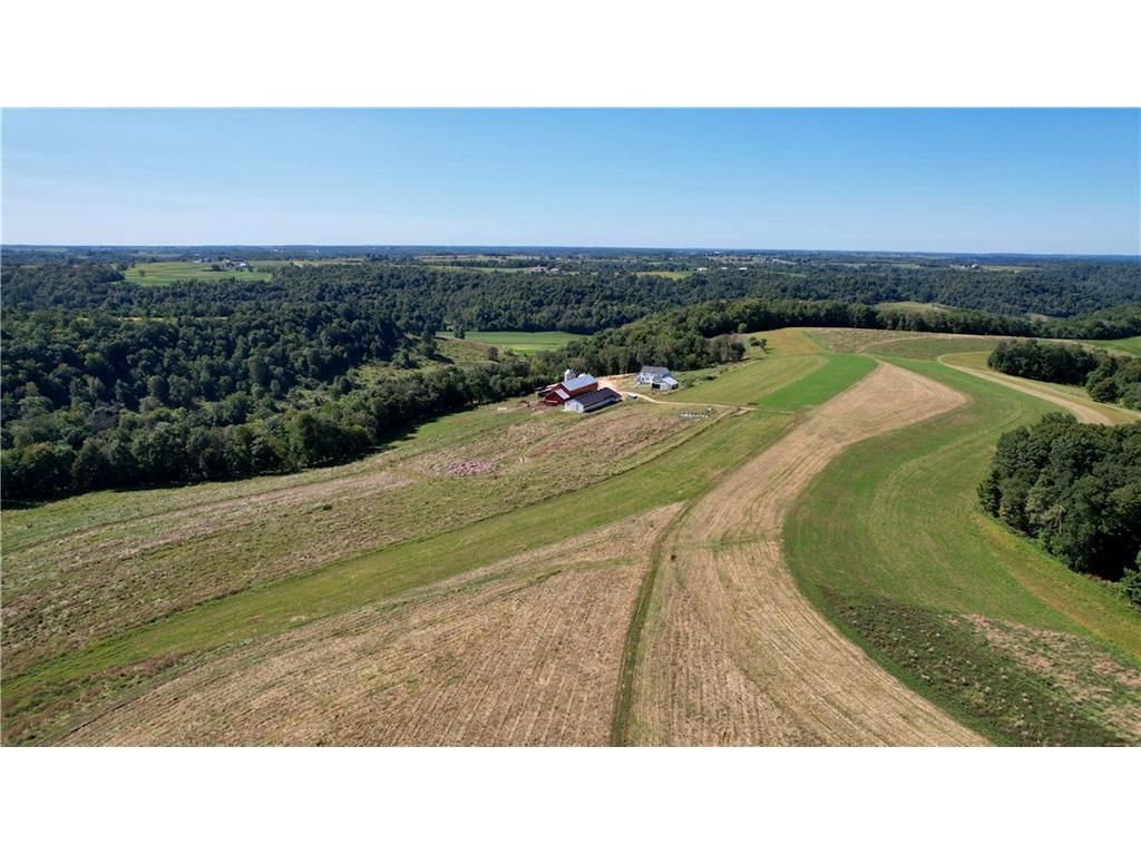 26690 Monarch Wellington WI 54638 1935986 image1