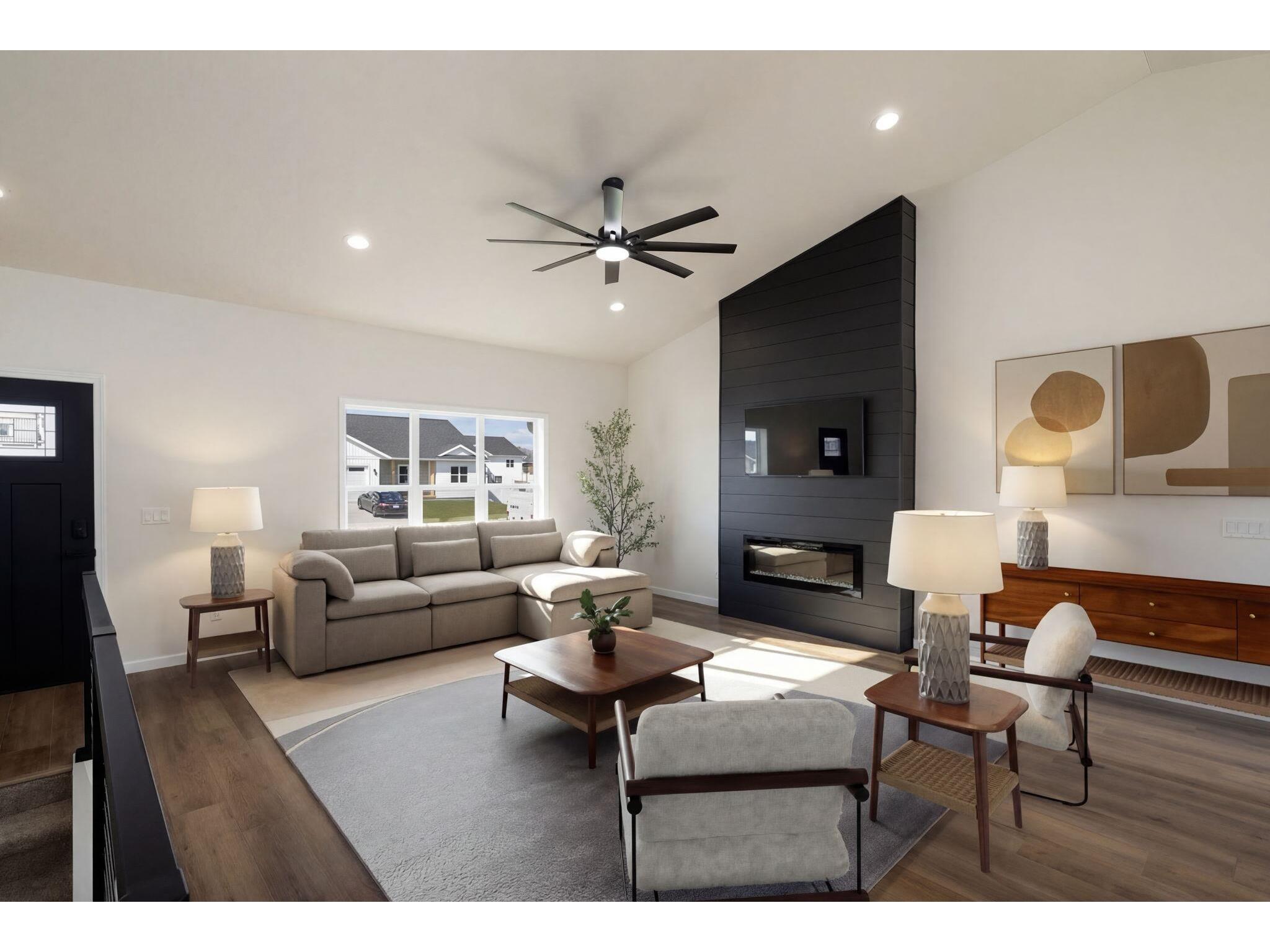 270 Southern Holmen WI 54636 1956677 image2