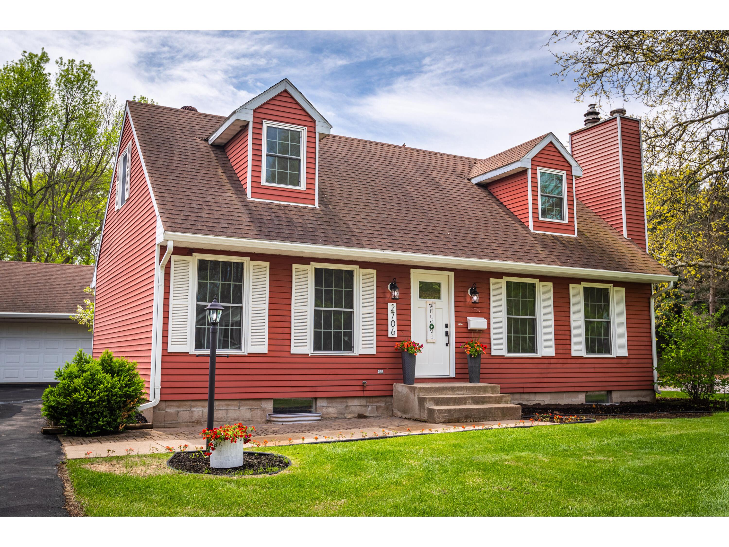 2706 Cass La Crosse WI 54601 1834336 image1