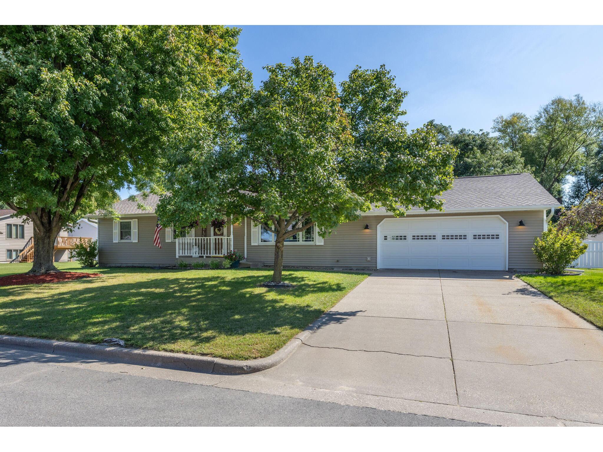 2707 Cedar Holmen WI 54636 1890558 image1