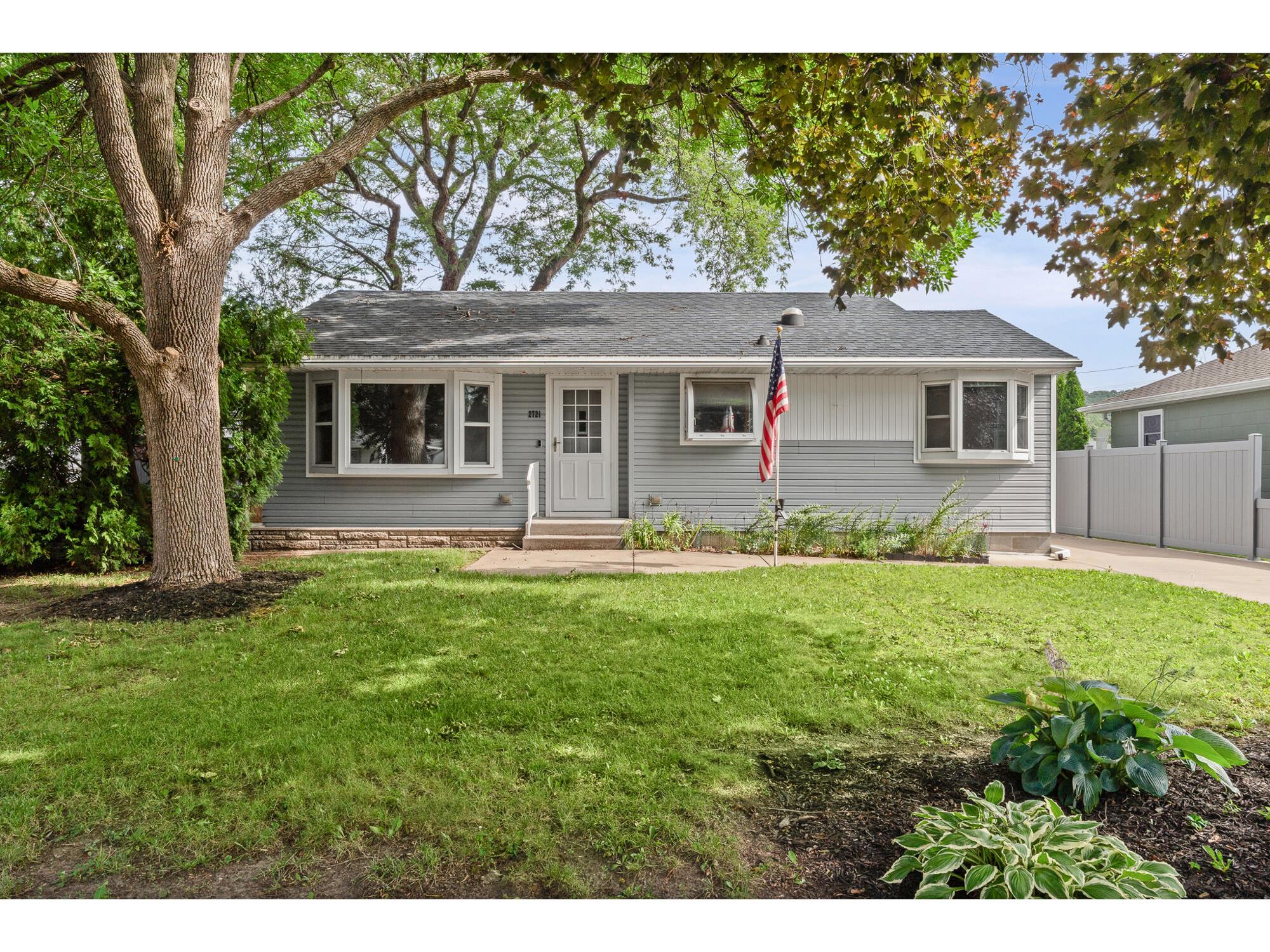 2721 Ray La Crosse WI 54601 1970409 image5