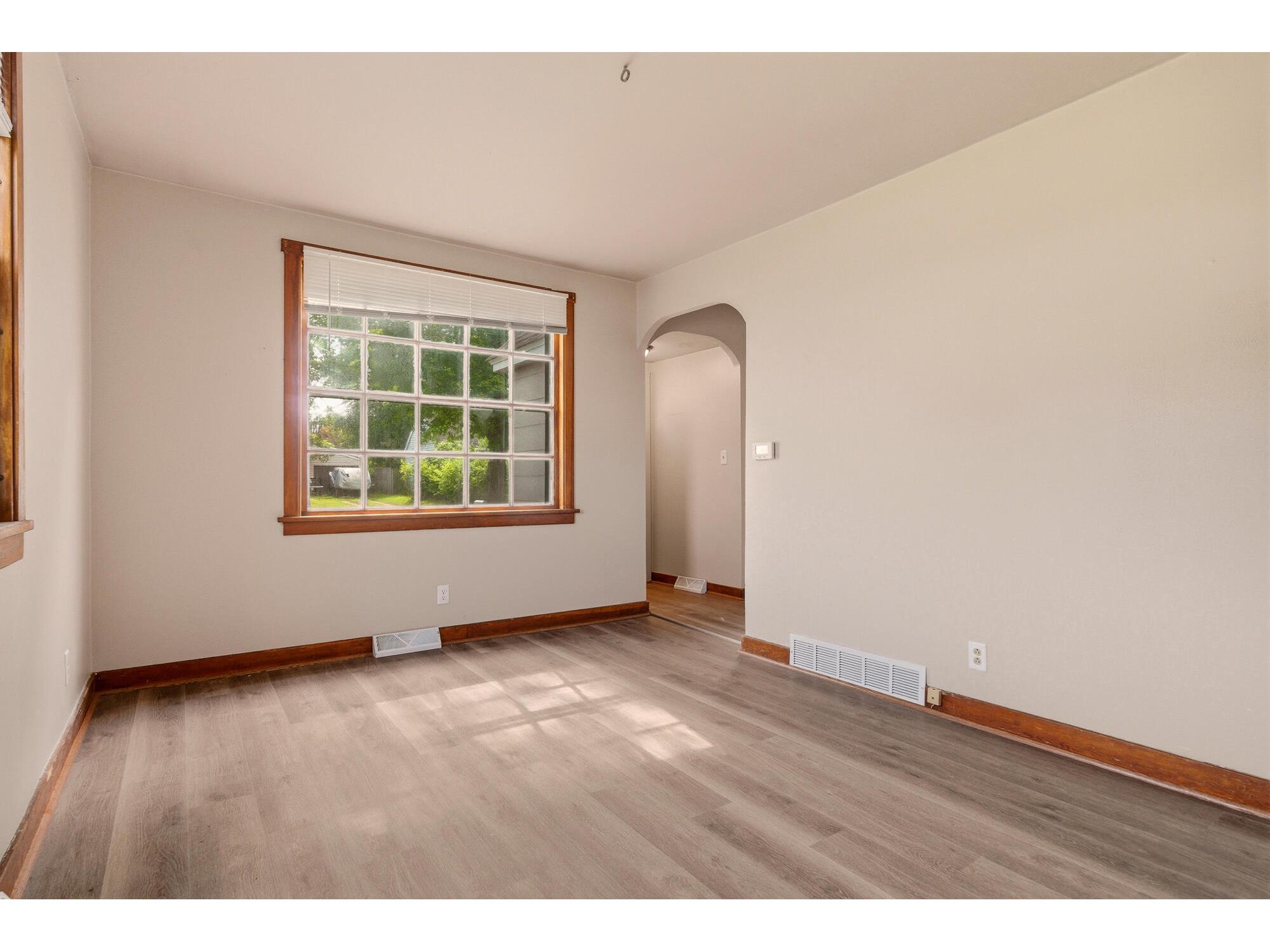 2737 Hamilton La Crosse WI 54603 1967217 image10