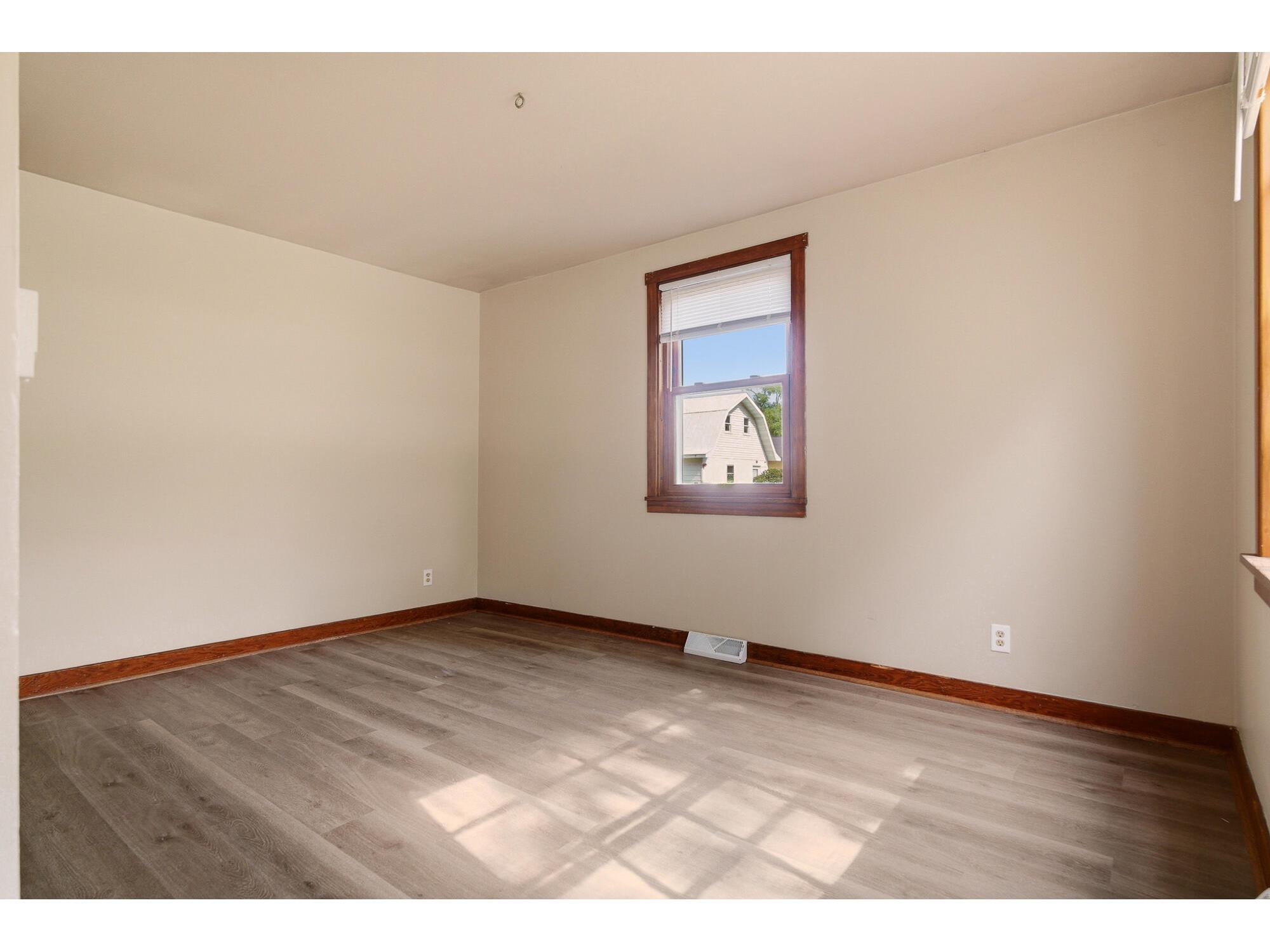 2737 Hamilton La Crosse WI 54603 1967217 image11