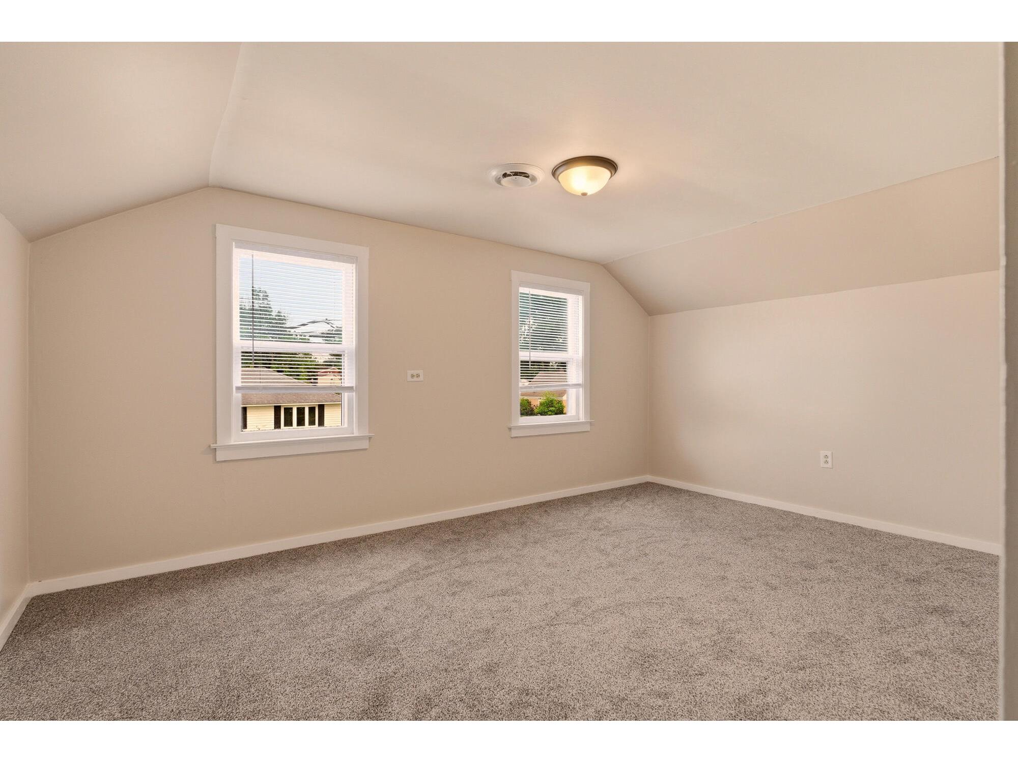 2737 Hamilton La Crosse WI 54603 1967217 image18