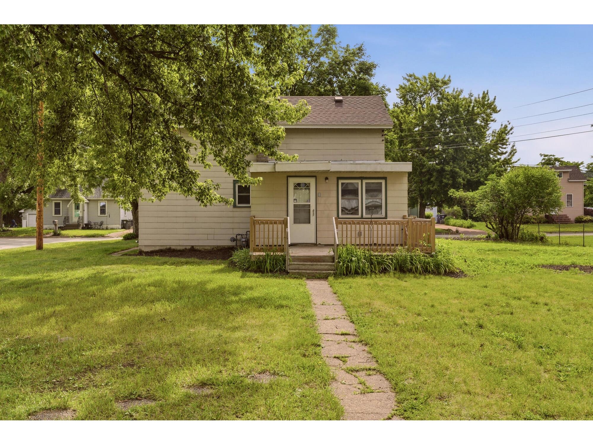 2737 Hamilton La Crosse WI 54603 1967217 image2