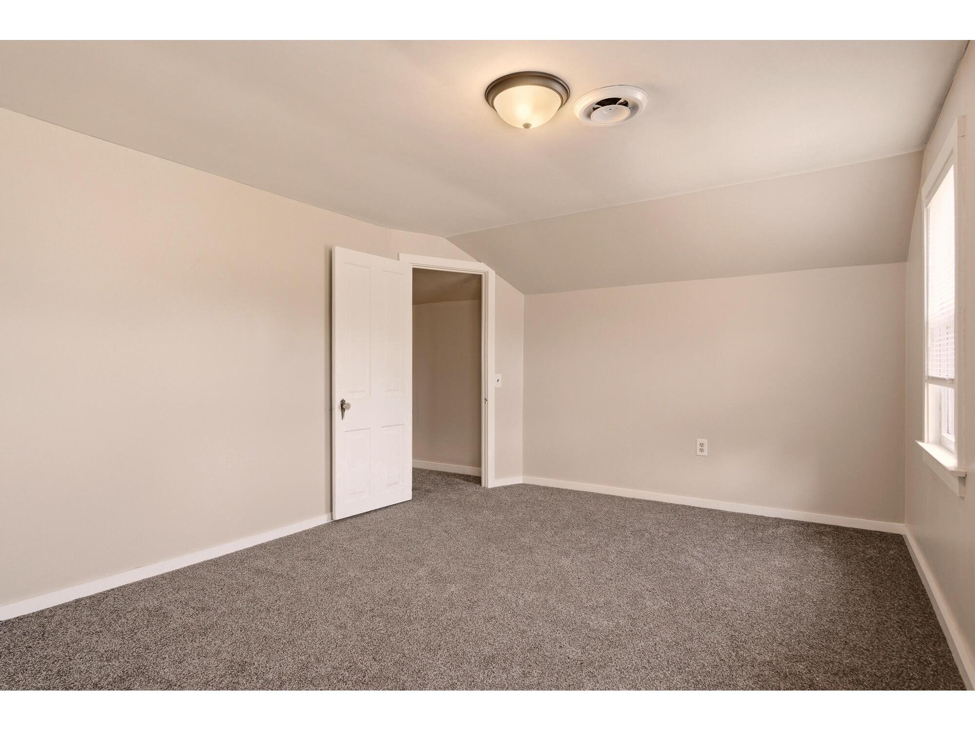 2737 Hamilton La Crosse WI 54603 1967217 image20