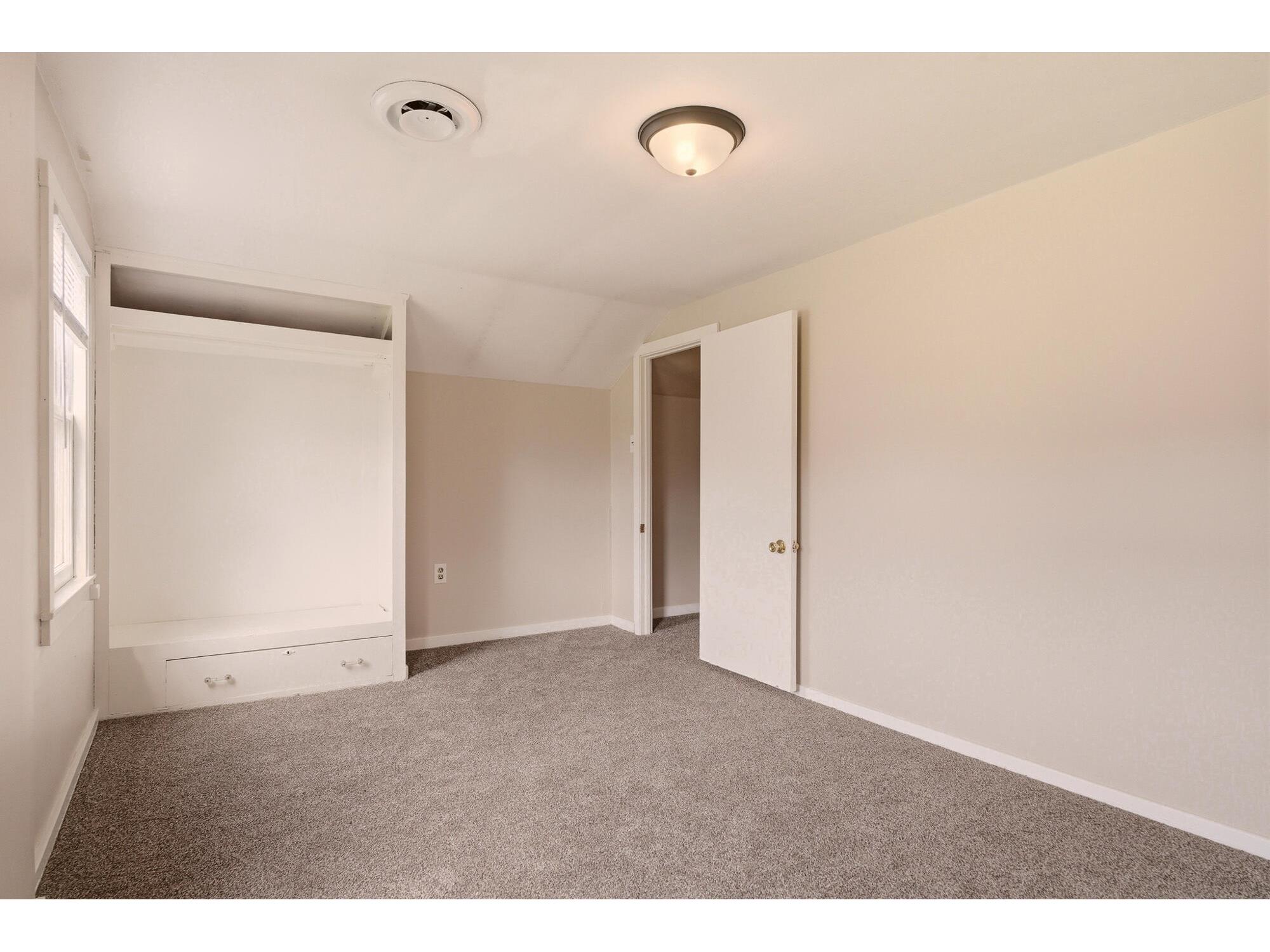 2737 Hamilton La Crosse WI 54603 1967217 image25