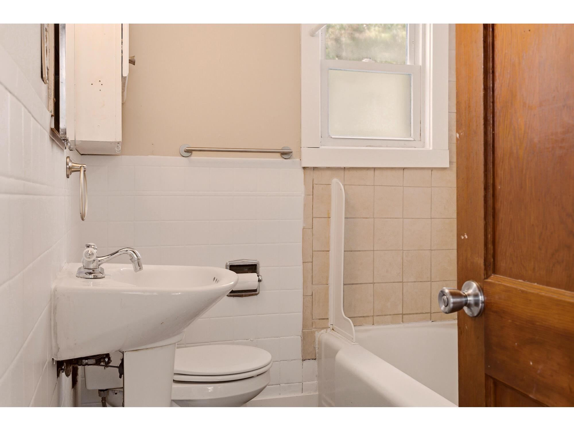 2737 Hamilton La Crosse WI 54603 1967217 image26