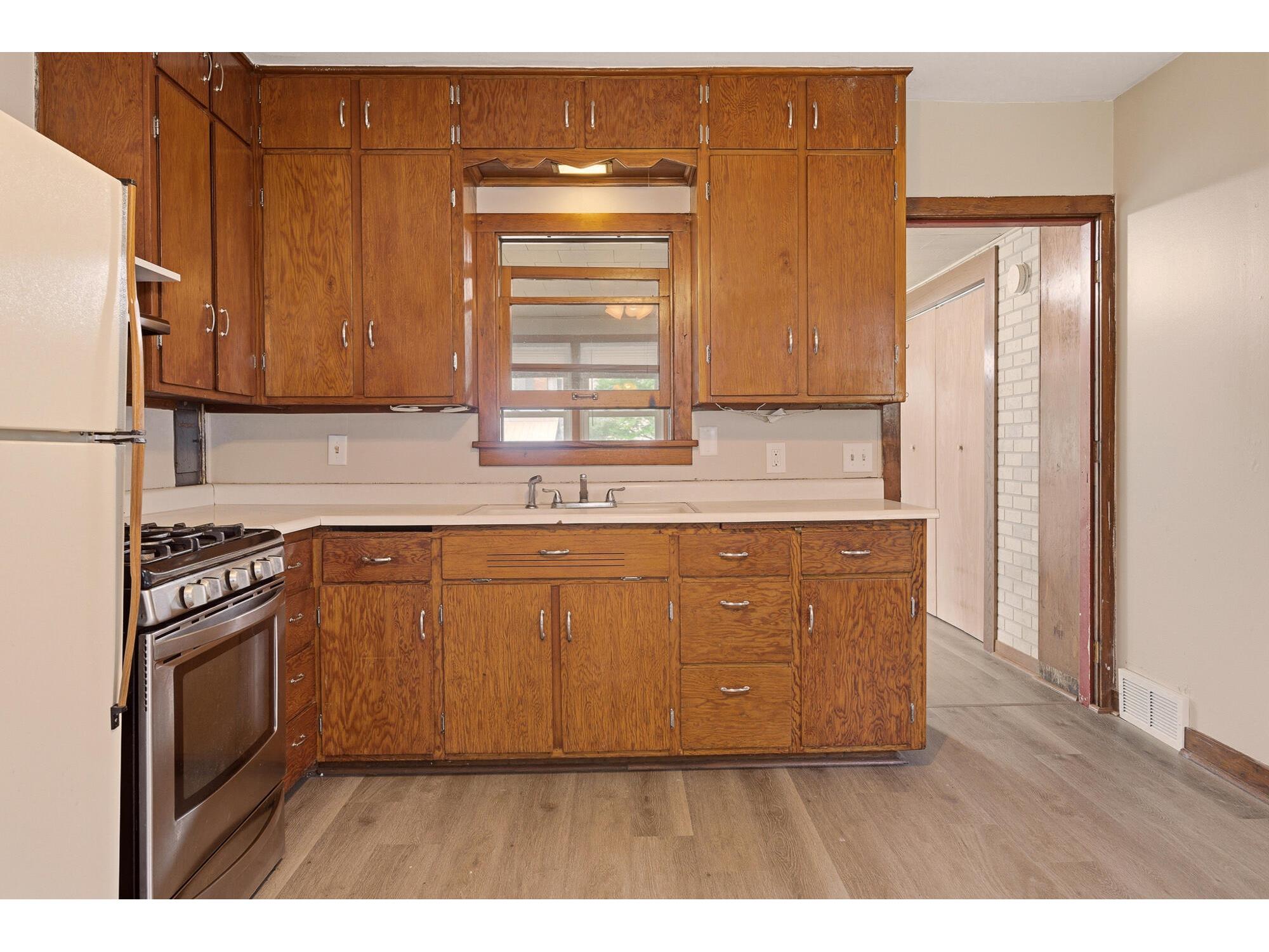 2737 Hamilton La Crosse WI 54603 1967217 image8