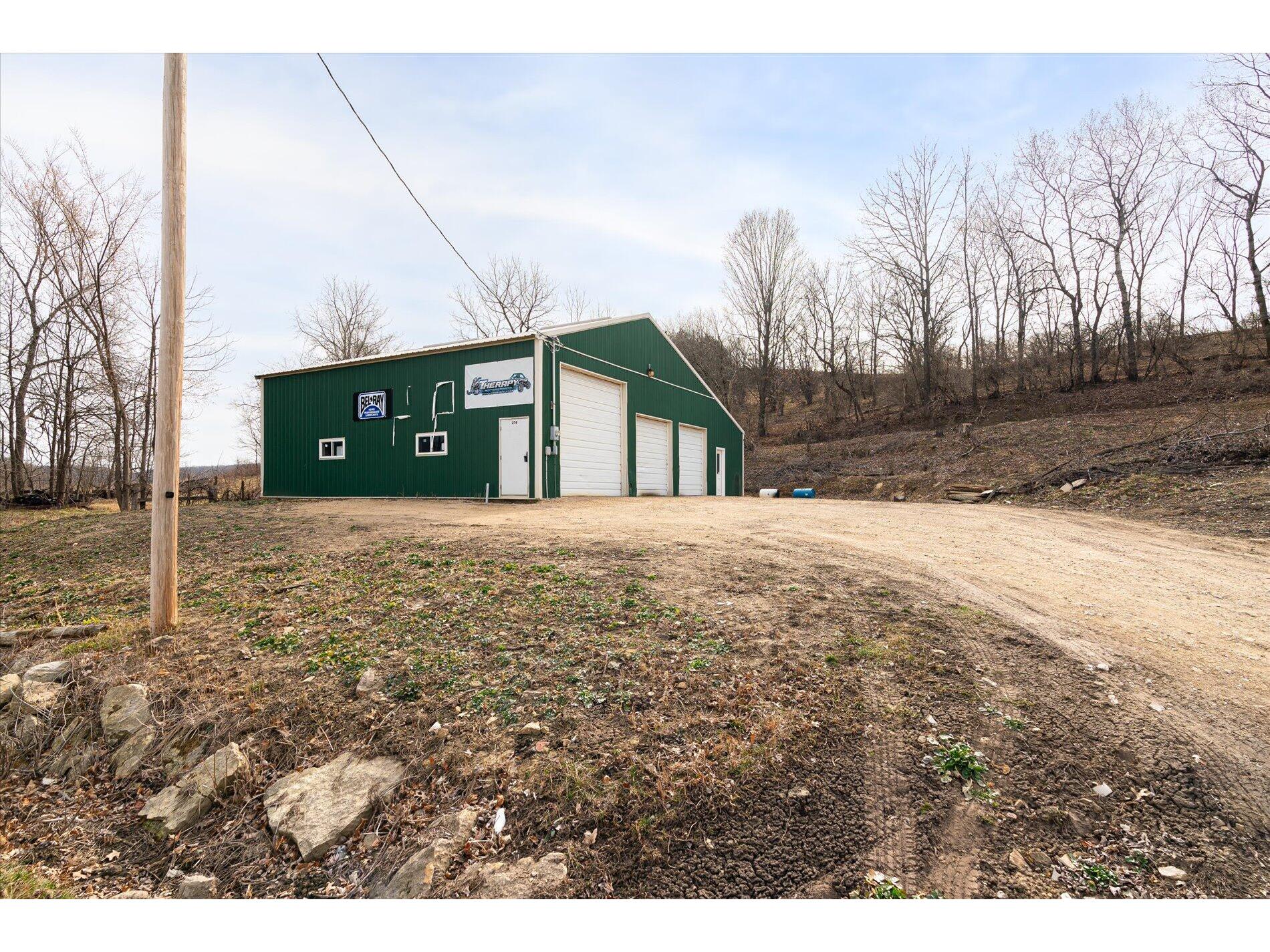 274 S Park Viola WI 54664 1868549 image1