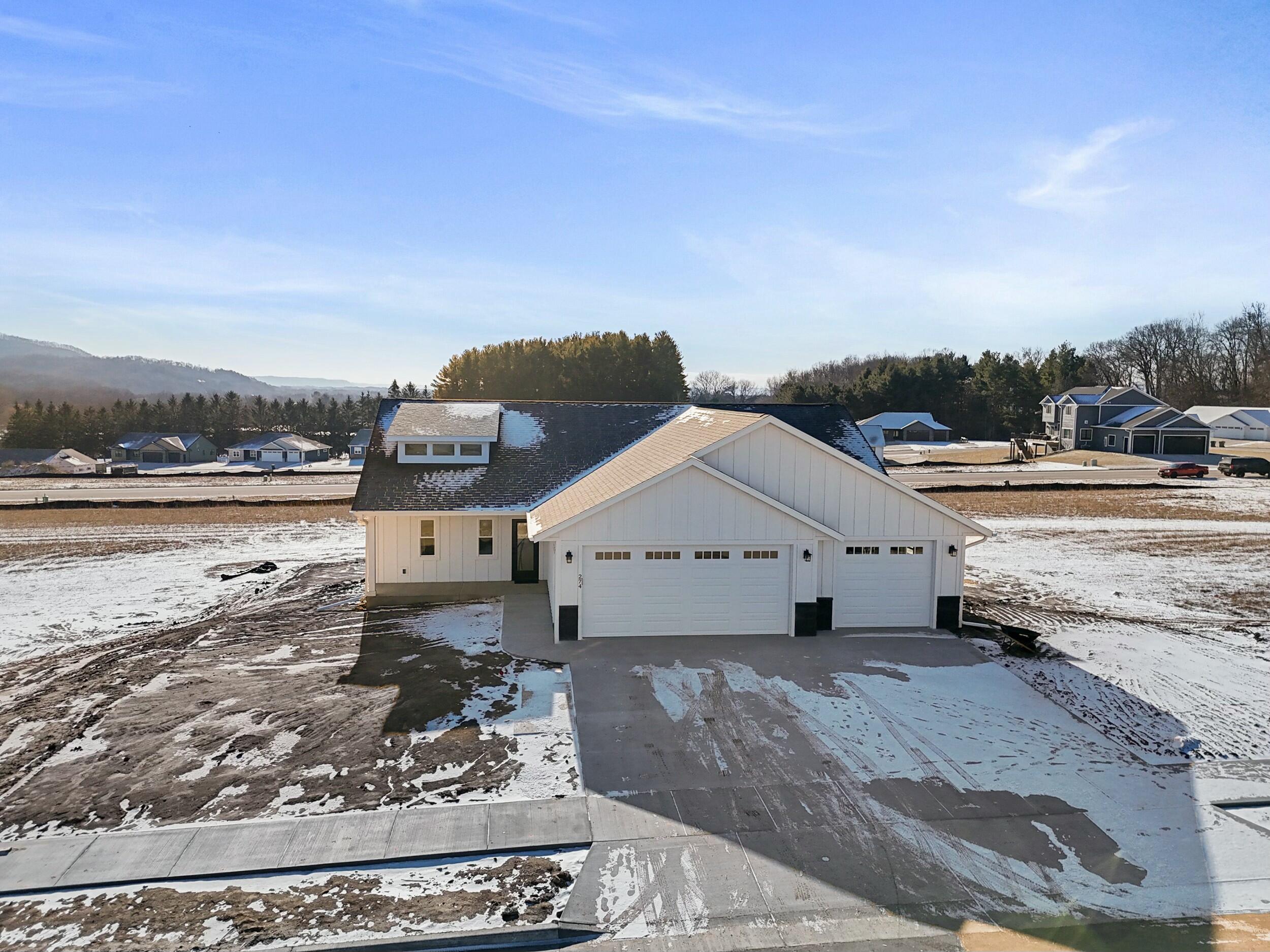 274 Weston Holmen WI 54636 1892859 image1