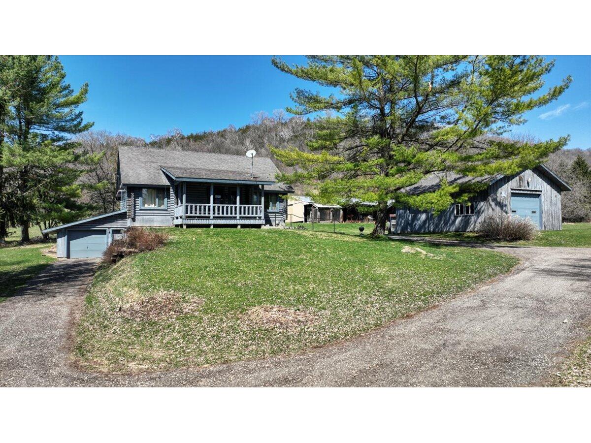 27442 Market Portland WI 54619 1830924 image1