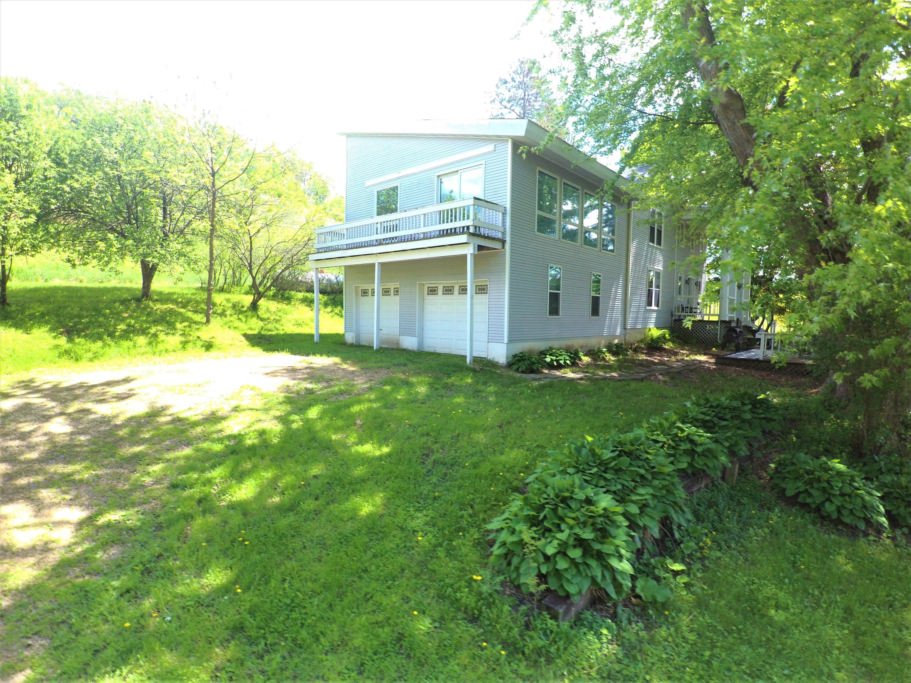 27708 Newhaven Rd, Sheldon, WI 54648 MLS 1714552 Edina Realty